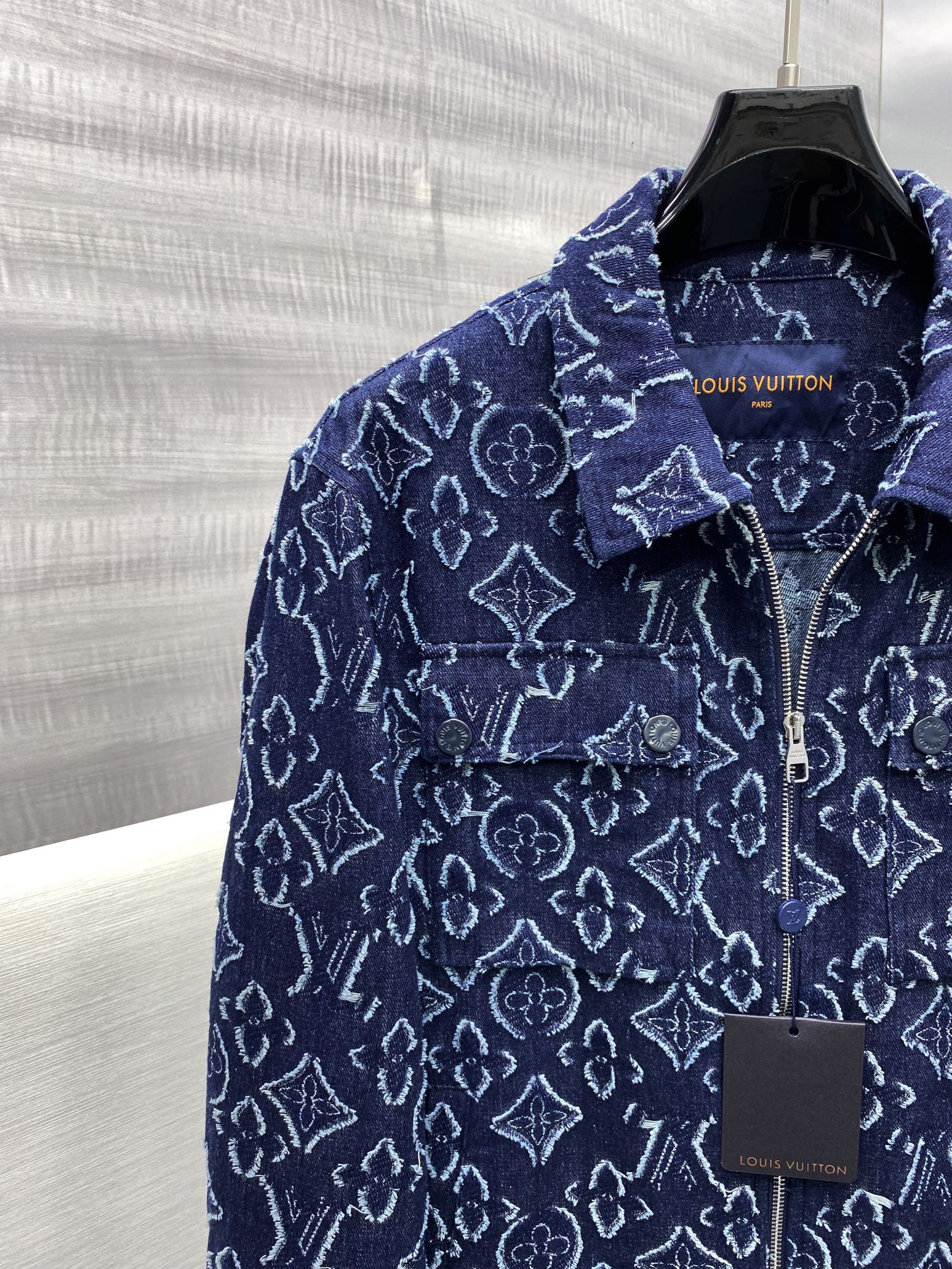 ¡Imagen [10]-P820🔥🔥🔥🔥🔥🔥lv 2024 otoño e invierno nueva chaqueta sitio web oficial sincronización original personalizado de poliéster tejido de red versión diseño solapa cremallera diseño calidez pecho más fuerte de la marca Logotipo destaca las características de la marca y la versión original de la misma serie de tubos de red más nuevos modelos de chaqueta de diseño simple y sin complicaciones de la fábrica original de accesorios de hardware de moda la gente de lujo debe permanecer versión! 🔴 yardas: M-3XL tres etiquetas completa-alta réplica bolsas