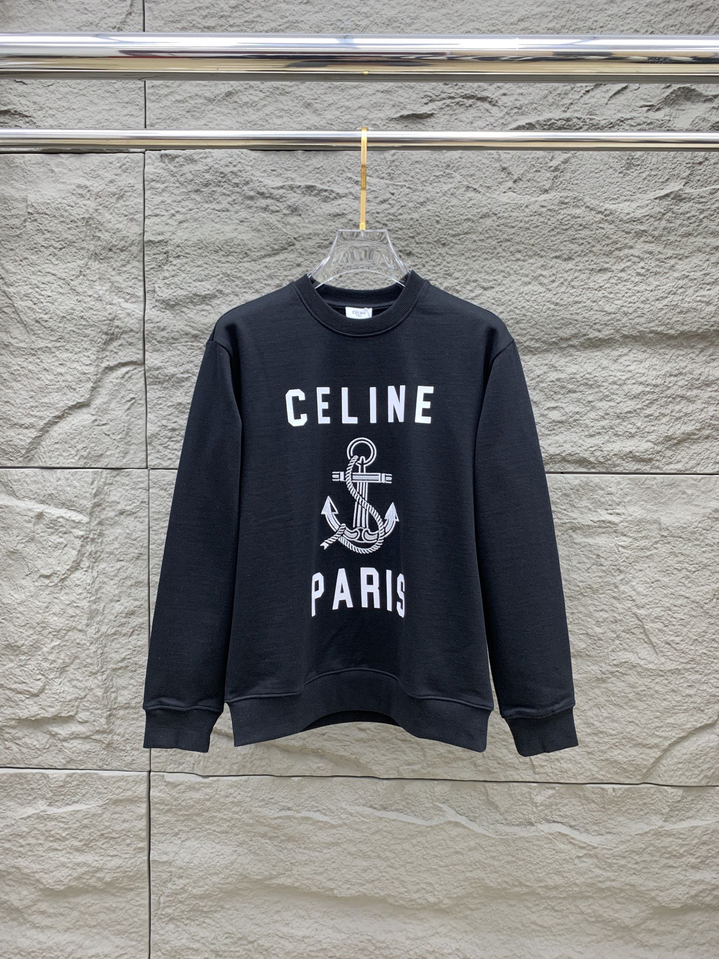 P560 Celine 24SS الأحدث والأكثر تطوراً على الصدر بنمط شعار سيلين CEL بأحرف CEL شعار مطرز بحرفية عالية سترة برقبة مستديرة ذات جودة عالية سترة سترة مستديرة أعلى جودة عملية إنتاج أقمشة مستوردة تصميم تطريز ثقيل عالي الجودة باستخدام أقمشة مخصصة مستوردة عالية الجودة خيوط حرير مستوردة تشعر بالدرجة الأولى! الرجال والنساء بنفس الموديلات الموقع الرسمي في البيع! ثلاثة ملصقات كاملة الحجم: S-XL