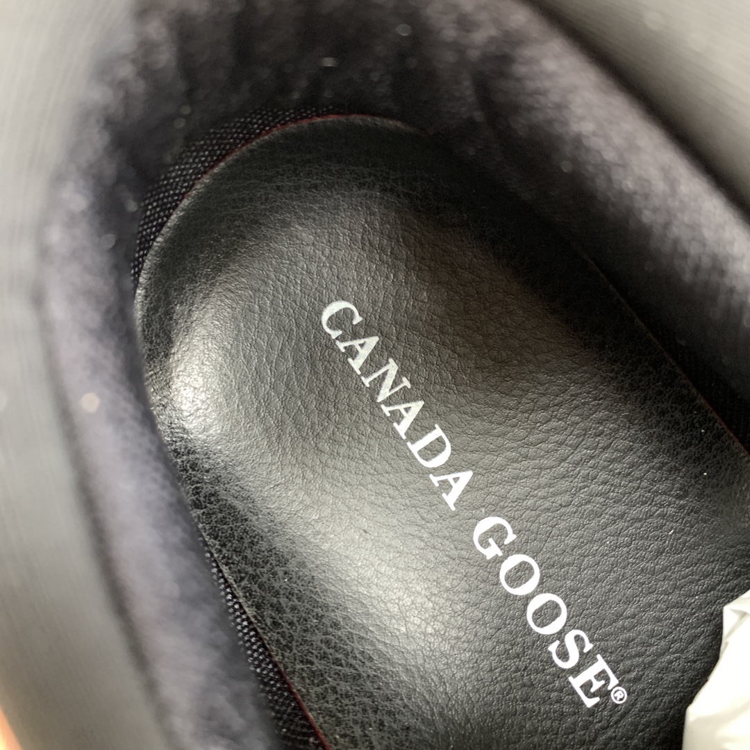 写真[1]-CANADA GOOSE/カナダグース グレイシャートレイル スニーカー 観音開きトップ！オリジナル開発1:1復元！様々なシーンで活躍する優れた保護性能と快適性を兼ね備えたグレイシャートレイルトレーナー 防水透湿性に優れた優れた性能と機能性 厳選されたヘッドカバーカウハイドレザーをスエードカウハイドレザー生地でスプライスした素材を使用 つま先にはウェビング飾りを埋め込み ラバーチャンキーソールの組み合わせ 高さを強調し、滑り止め、防水加工を施したラバーをボディに巻き付けた スタイリッシュでゆとりのあるテキスタイルライニング カウハイドレザーのフットベッド 天候や場所を選ばない適応性 サイズ：40-41-42-43-44-45-43-45-45-45-4742-43-44-45-46P1000-ハイ・フェイク・ファクトリー