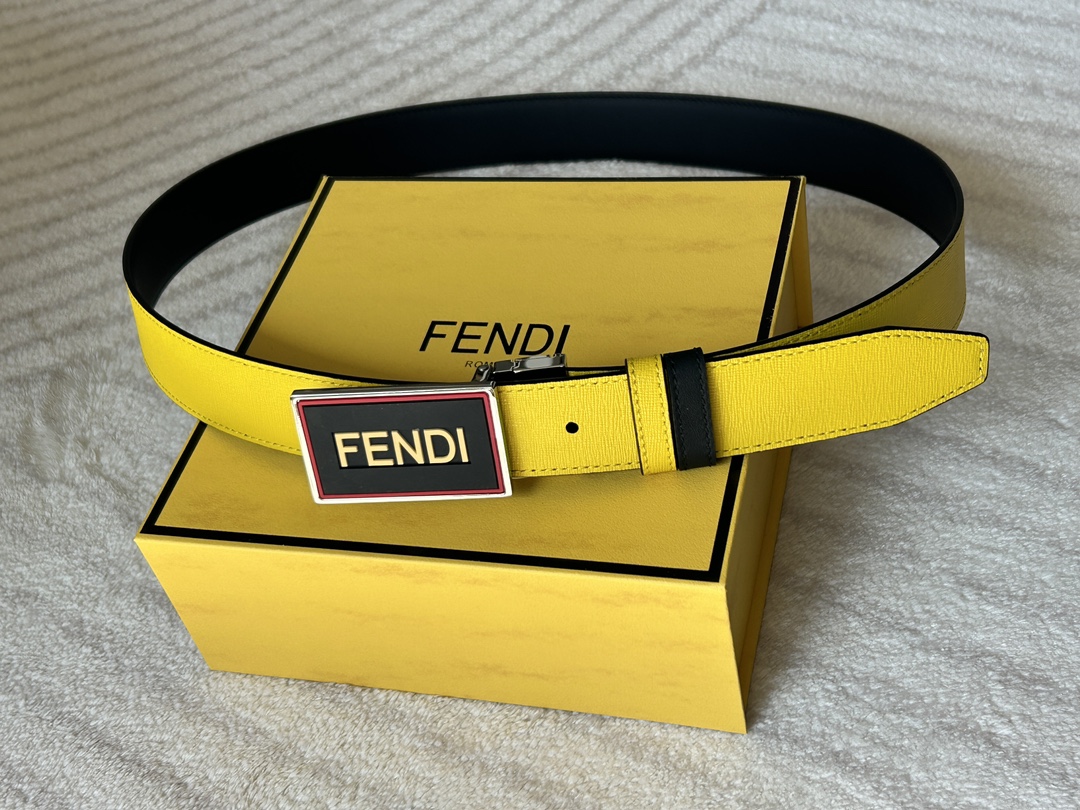 图片[6]-FENDI (芬迪) 专柜同款 男士休闲双面用腰带宽3.4cm 一面高级黄色牛皮制作内侧黑色光滑牛皮旋转五金搭扣-高仿包包