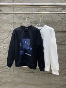 P560 💰 Ajia 24SS nouveau et le plus poitrine EA7 Armani cartoon impression numérique directe col rond sweatshirt top qualité compteur pull top processus de production tissus importés contre qualité lourde broderie conception à l'aide de tissus personnalisés haut de gamme importés fils de soie se sentent de première classe ! Hommes et femmes avec les mêmes modèles site officiel dans la vente ! Trois étiquettes complètes Taille : S-XL