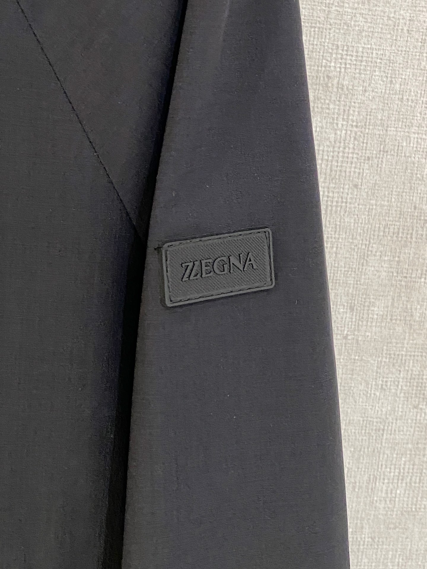 p770 ZEGNA 2024 outono e inverno contra-série síncrona Ferragens originais Seleção de tecido de poliéster importado sentido brilhante de detalhes fortes com materiais são muito elaborados versão geral do incrível high-end do que em! Cor: preto Tamanho: 48-56