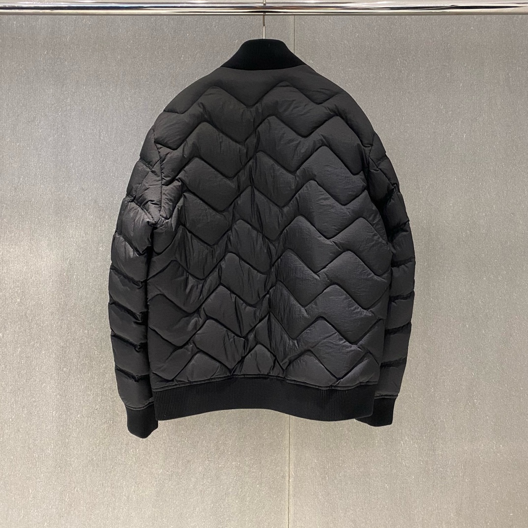 P1260 Moncler Moncler 224 Otoño e Invierno nuevo 💥 Misty Negro Serie 🏴 Standing Collar Negro Etiqueta Abajo Chaqueta 🔥 Hardware personalizado Detallado a la versión del yardaje: 1.2.3.4.5-bolsas de alta costura