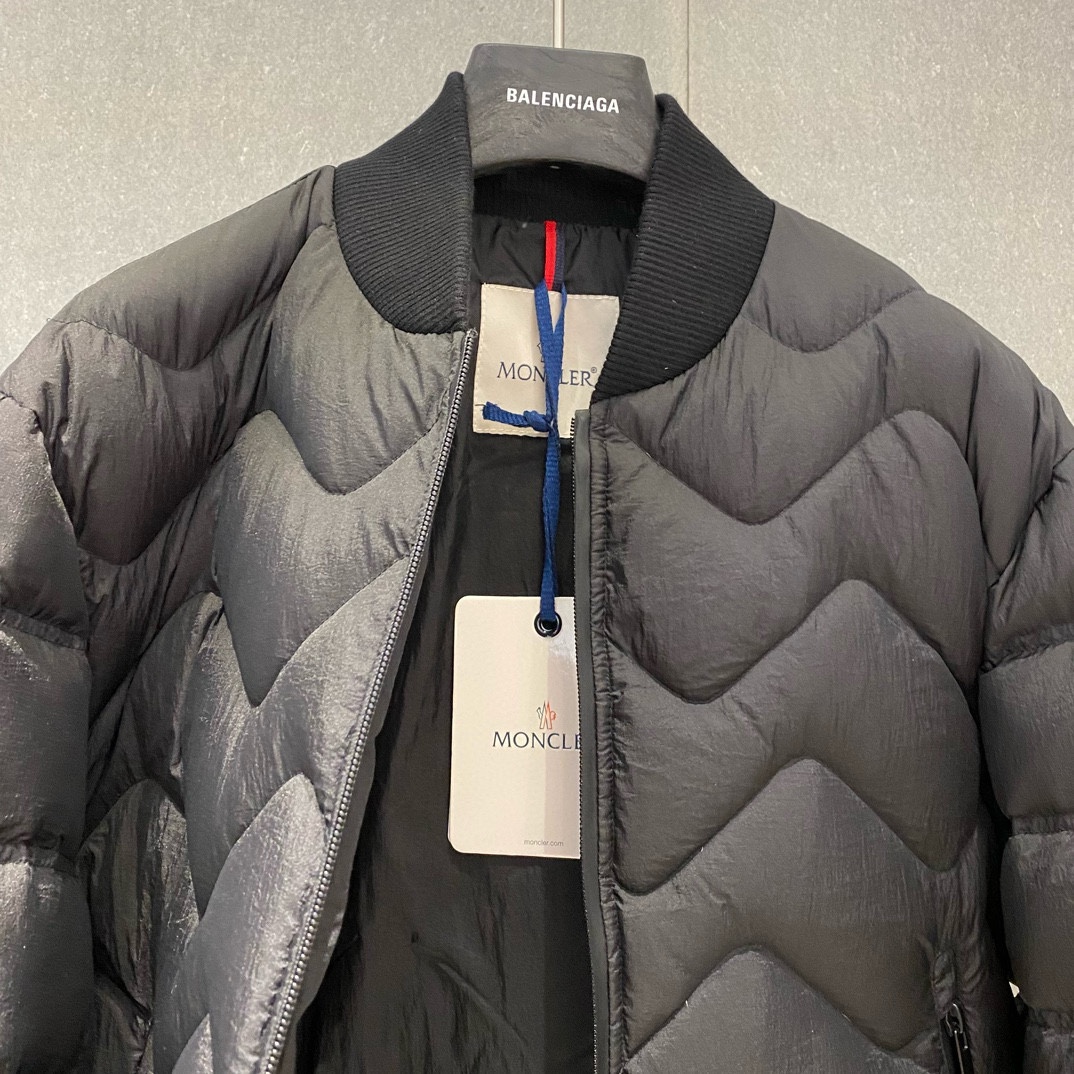 P1260 Moncler Moncler 224 Otoño e Invierno nuevo 💥 Misty Negro Serie 🏴 Standing Collar Negro Etiqueta Abajo Chaqueta 🔥 Hardware personalizado Detallado a la versión del yardaje: 1.2.3.4.5-bolsas de alta costura