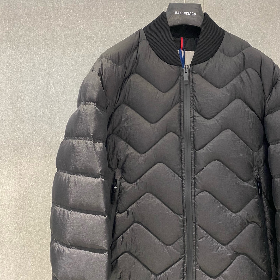 P1260 Moncler Moncler 224 Otoño e Invierno nuevo 💥 Misty Negro Serie 🏴 Standing Collar Negro Etiqueta Abajo Chaqueta 🔥 Hardware personalizado Detallado a la versión del yardaje: 1.2.3.4.5-bolsas de alta costura