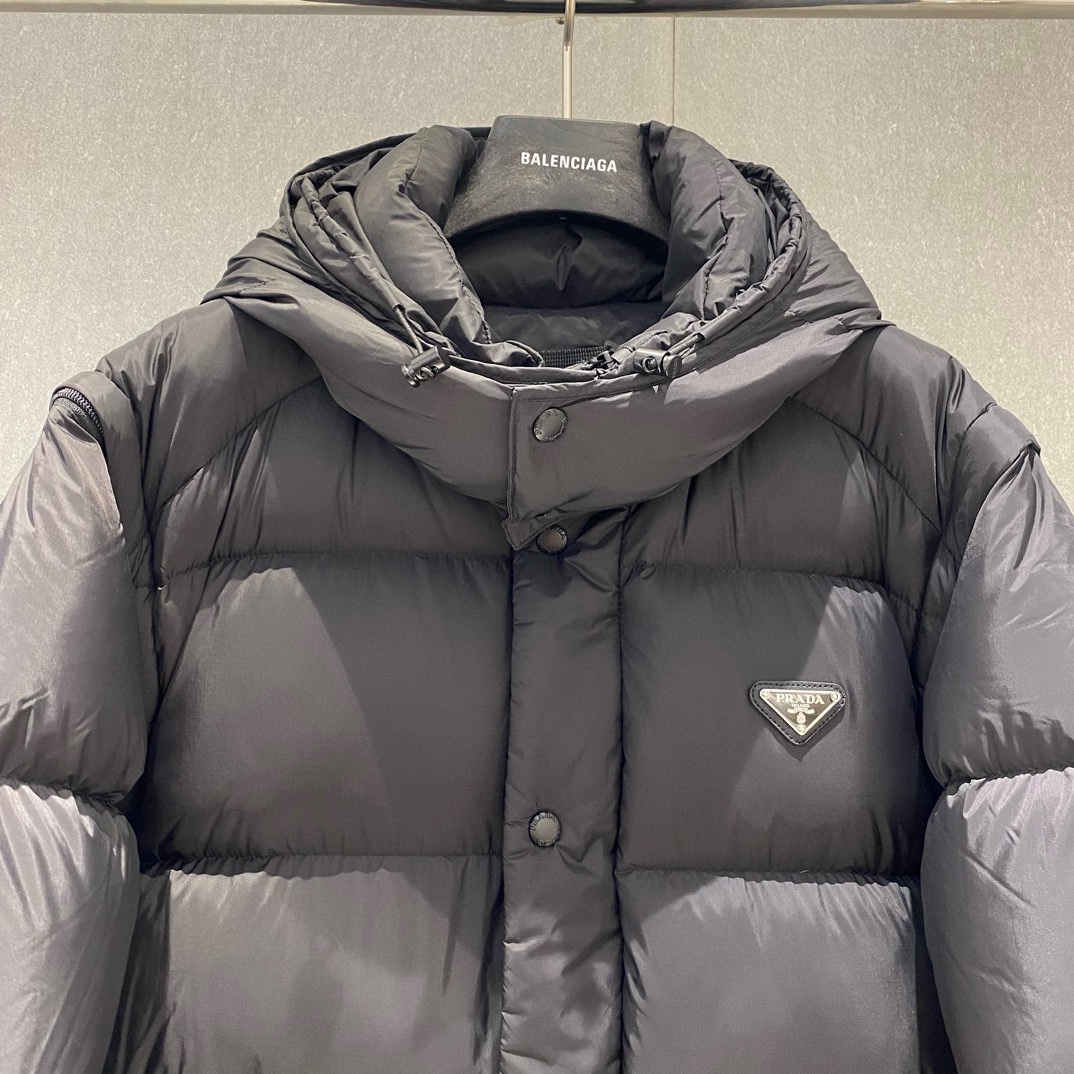 P1320 Prada Prada 2024 otoño e invierno nuevo 💥 Logotipo triángulo clásico Chaqueta de plumón desmontable 🔥 con relleno completo de 90 plumas Herrajes personalizados Detallado a la versión Chaqueta de plumón chaleco desmontable desgaste explosivo recomendado Talla: 48-56.