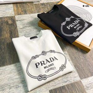 ¡P480 Prada Prada Máximo 6XL desgaste 240 libras 2024 Otoño / Invierno GW Sync Sudadera Camiseta! ¡Excelente por sí sola como capa base para otoño/invierno! ¡Continuación del clásico! ¡Modelo de la orden de calidad completa! ¡Pecho pesado Craft diseño del logotipo de gama alta de aire personalizado capa de tejido de algodón de grapa larga de la forma al diseño es en gran medida la nueva ola de los tiempos, independientemente de la forma o el diseño suficientes detalles! ¡Escote ligeramente en forma de cuello buena forma buena tela! ¡Material de algodón de alta densidad en el cuerpo cómodo de la piel caliente y con estilo! Yardage: M-6XL (178 140 libras L máximo 240 libras)