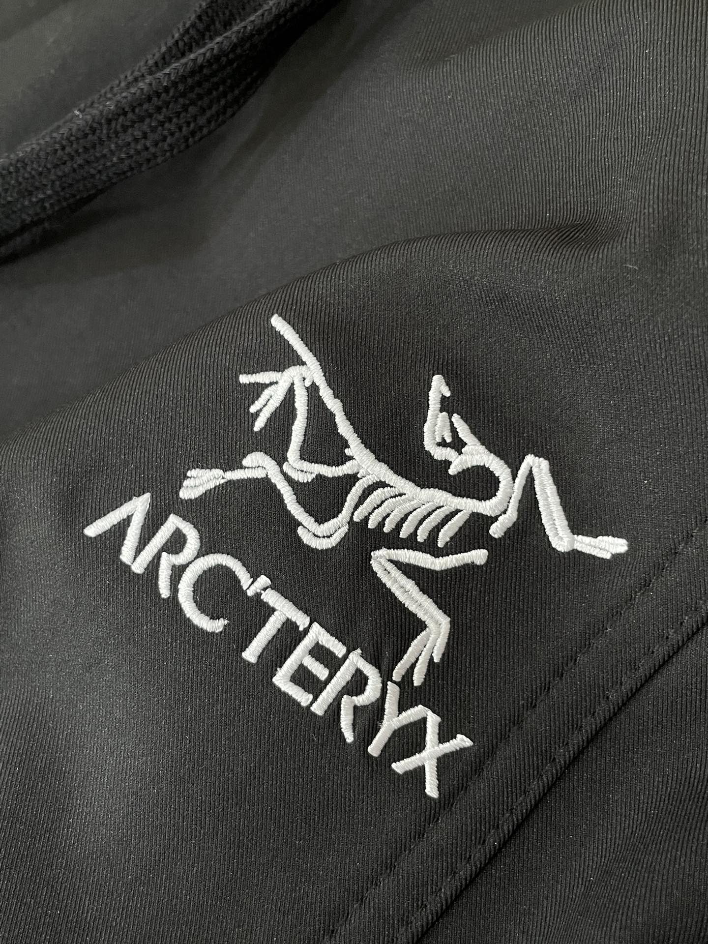 ARC'TERYX - Beginner Outdoor windproof warm breathable winter men's softshell pants! Seamless Design High Heat Beginner Outdoor Functional Wind 3D Slim Cut High Definition Outdoor Functional Fabric Huge Warmth! The fabric is very solid! Tear-resistant effect is very strong! Men's Softshell Pants Lightweight, hardwearing softshell pants These pants are heavily influenced by the DNA of climbing As one of the pants for hiking and backpacking, they have a wide range of features that can always be adapted to meet your ever-changing needs Durable softshell fabrics are windproof, water-resistant, and can be lightly insulated Stretchy fabrics with a patchwork silhouette allow for freedom of movement ☄️ Size M-... 3XLP520-High-fashion factory