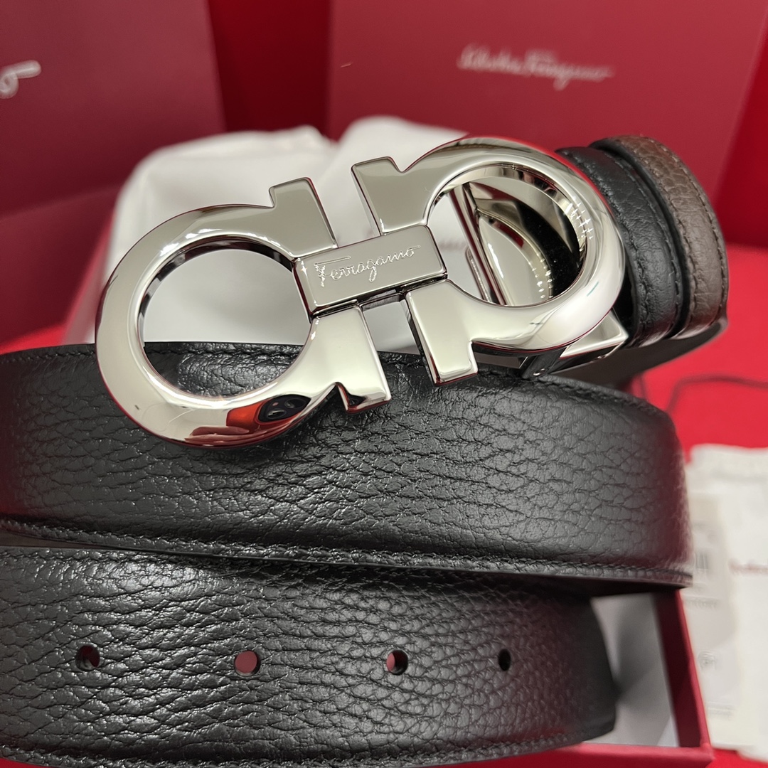 Ferragamo Support NXP chip scanning code Both sides imported from Italy original lychee pattern not the ordinary version Exquisite palladium effect buckle Width 35mm The belt is adjustable and can be tailored to achieve a slimming effect.