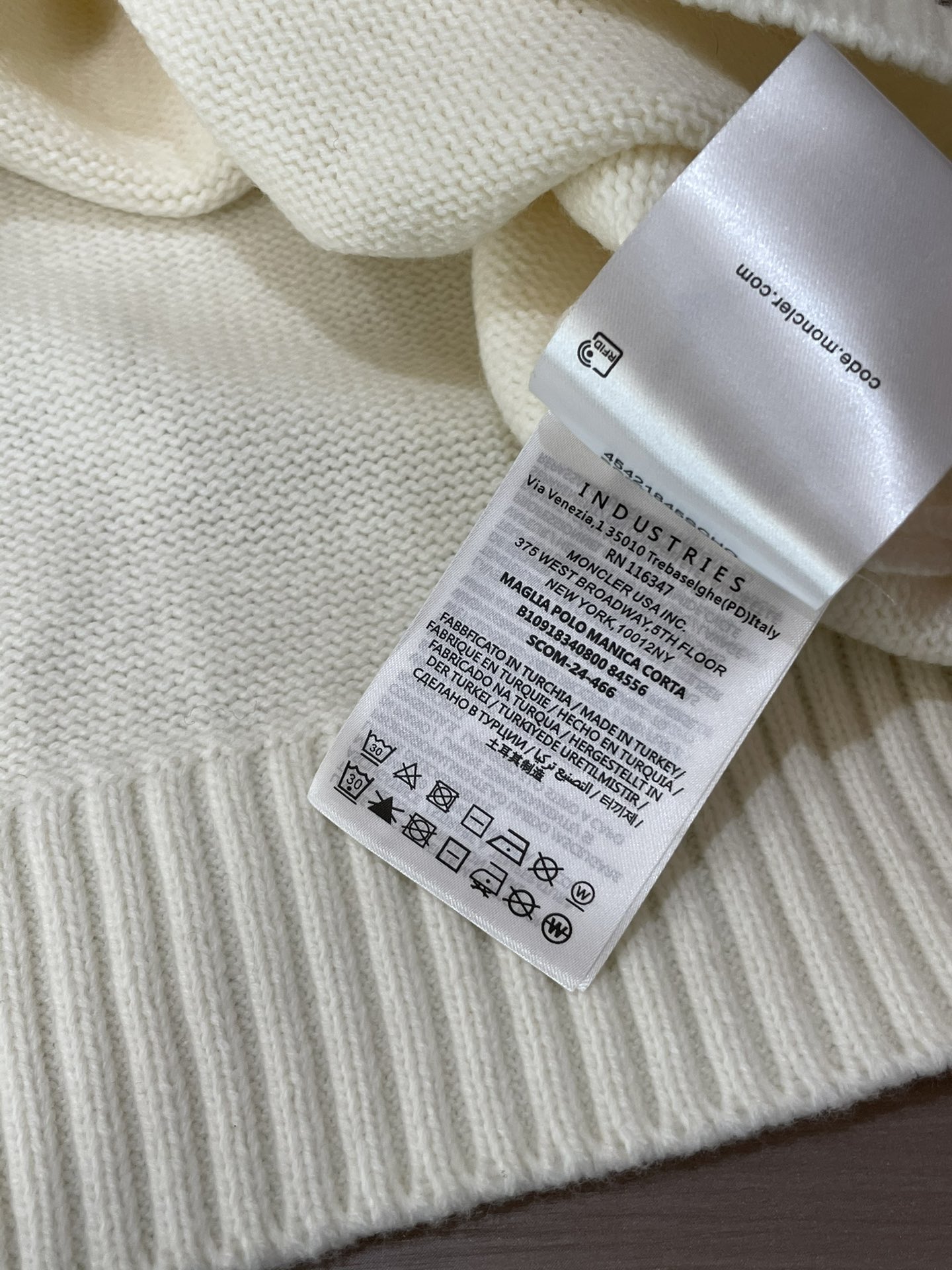 P590 moncler sweater 2024 fall and winter latest series counter 1:1 top reproduction full quality! Thickened paragraph hipster must-have single product! Know the goods of the old iron hurry to start Fabric: 100% wool size M ~ 3XL.🌽 - high imitation factory