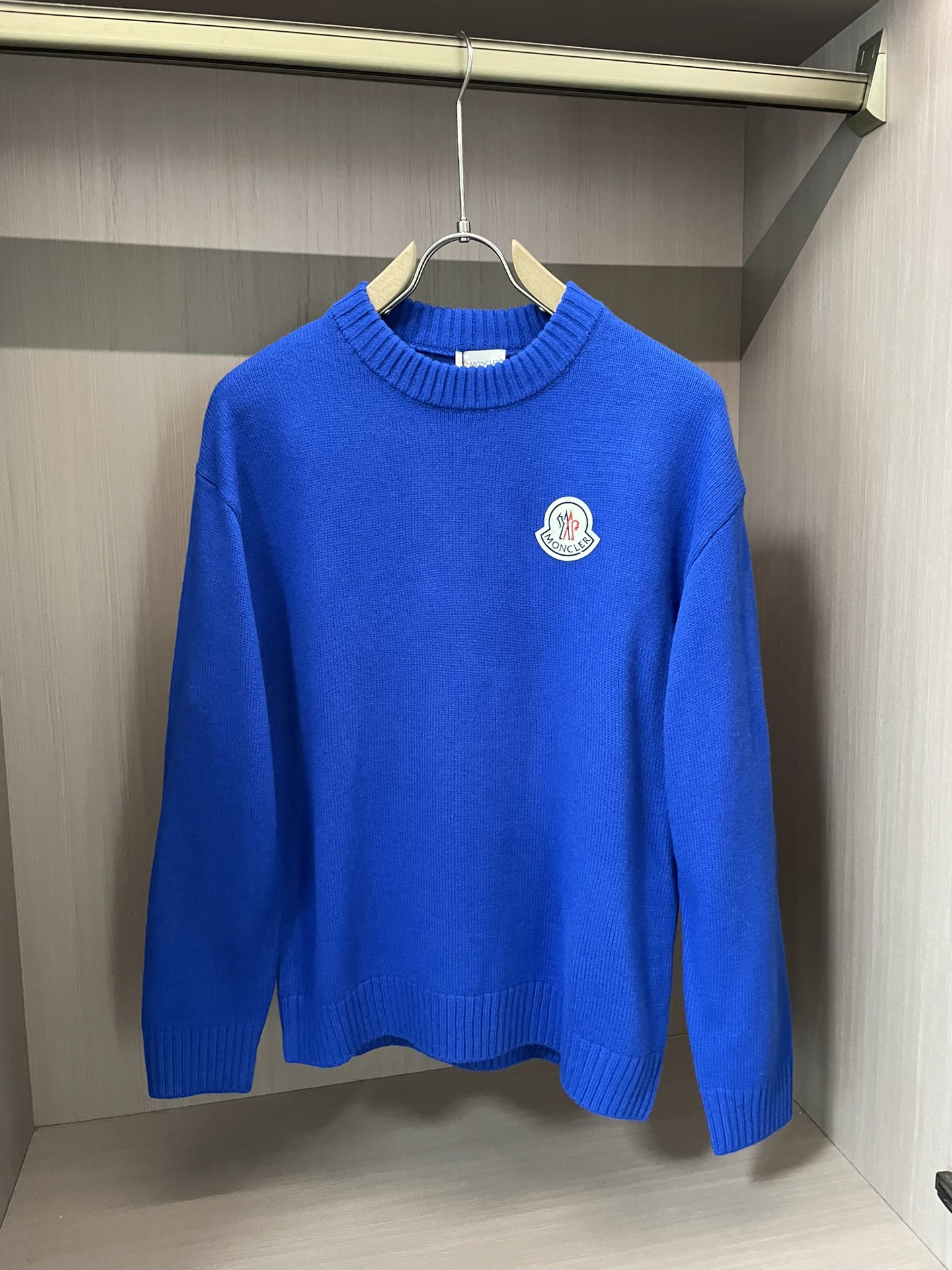 P590 Masked sweater 2024 fall and winter latest collection counter 1:1 top reproduction full quality! Thickened paragraph hipster must-have single product! Knowledge of the old iron hurry to start Fabric: 100% wool Size M ~ 3XL.