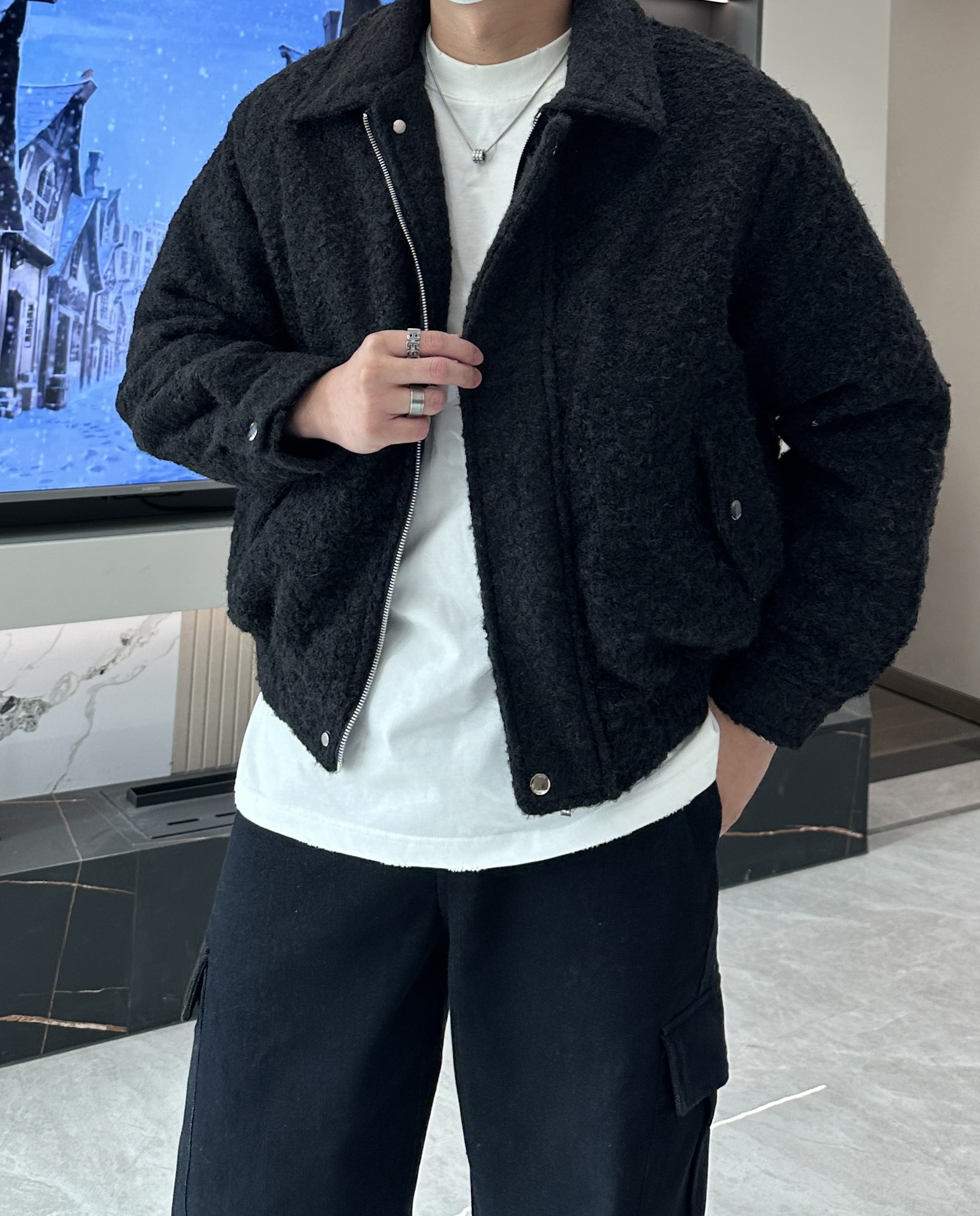 Dior 2024 outono e inverno casaco de lã casaco de algodão! Este ano, o contador de novos homens bonitos e elegantes modelos urbanos versáteis modelos especiais personalizados não é o tecido geral pode ser comparado ao produto é detalhes de design muito atraentes estão muito no lugar, então tecidos texturizados para fazer muito difícil prestar muita atenção à tecnologia de um detalhe determina os elementos de design sazonal minimalista high-end da maré de homens must-have mono versão perfeita do produto único é altamente recomendado! 🧲Tamanho: S-XLP960