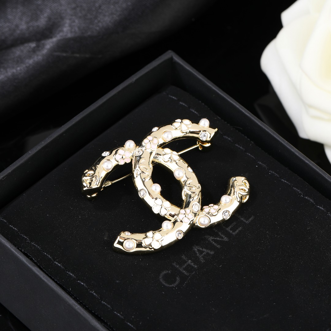 Imagem [4]-P90 Chanel Chanel Double C Brooch ✨ Cada detalhe do acabamento é muito fino Este design é muito bonito Esta seção é realmente super bonita super fada Exquisite Miss deve ter - alta qualidade réplica handbags