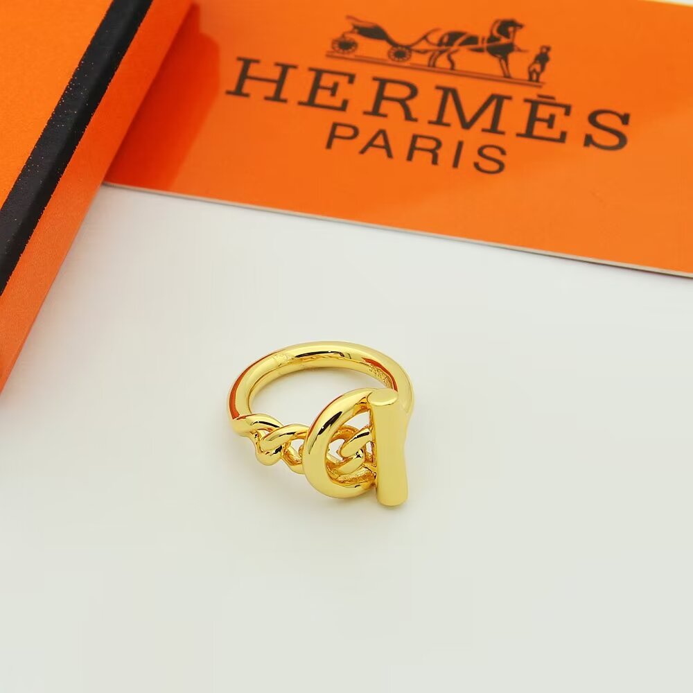 Hermes Rings Classic Twist Pig Nose Ring Haut de gamme et élégant Pig Nose Ring Le plus attrayant classique Pig Nose Ring n'est pas le genre de marchandises bon marché dans la rue, peu importe le style et la texture sont absolument au top, il suffit de regarder la compréhension de l'or blanc Rose Gold Self-retained models super nice size6789- high quality replica handbags