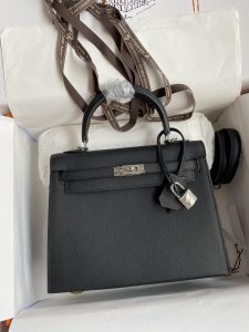 Hermes  Kelly 25cm  Epsom皮 黑色 银扣-高仿包包