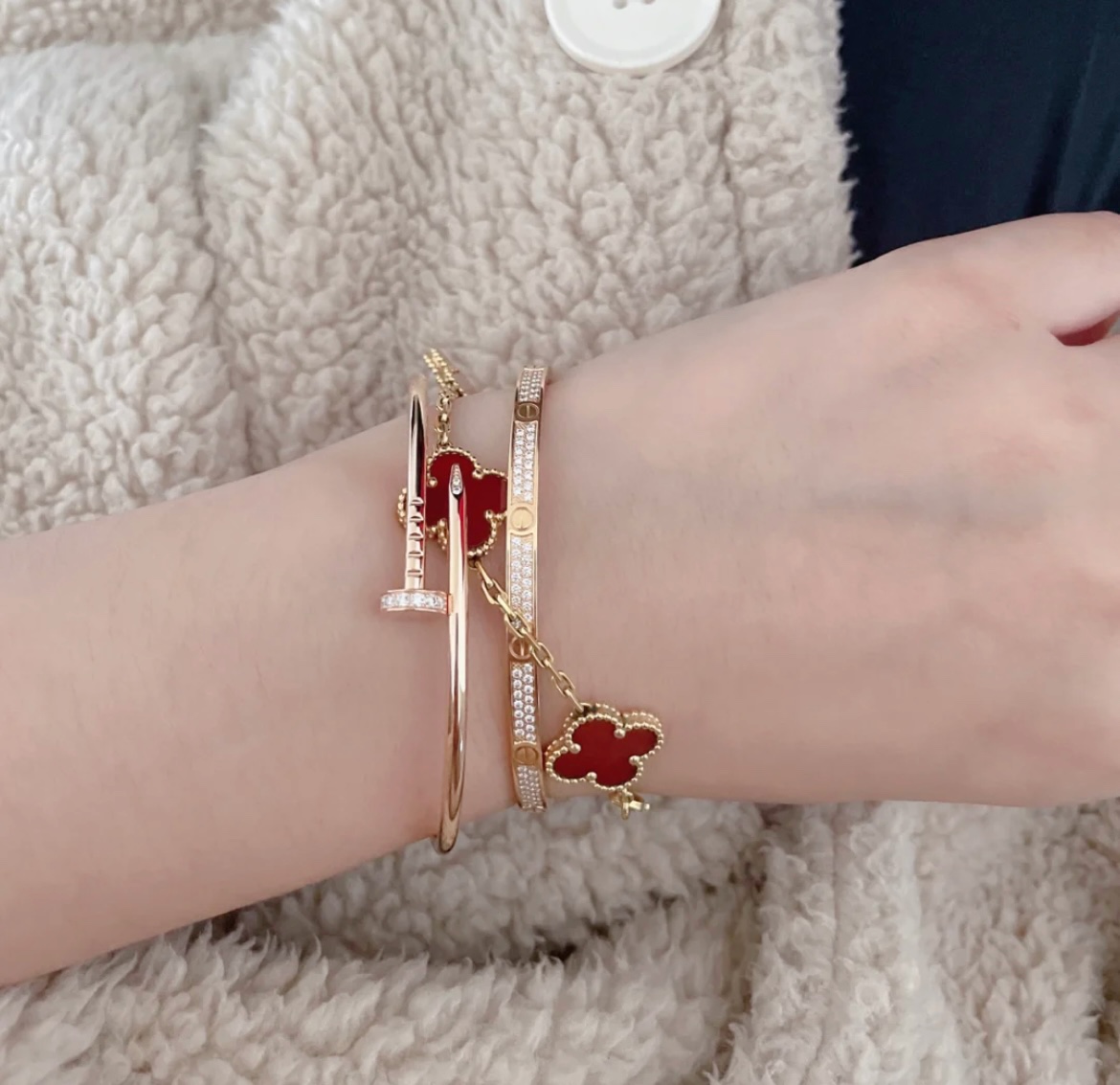 V gold plated micro gold p290 Size: 16.17 CNC pair version Cartier fine version of the head and tail drill hollow tube studs bracelet three colors together-High Faux Bags