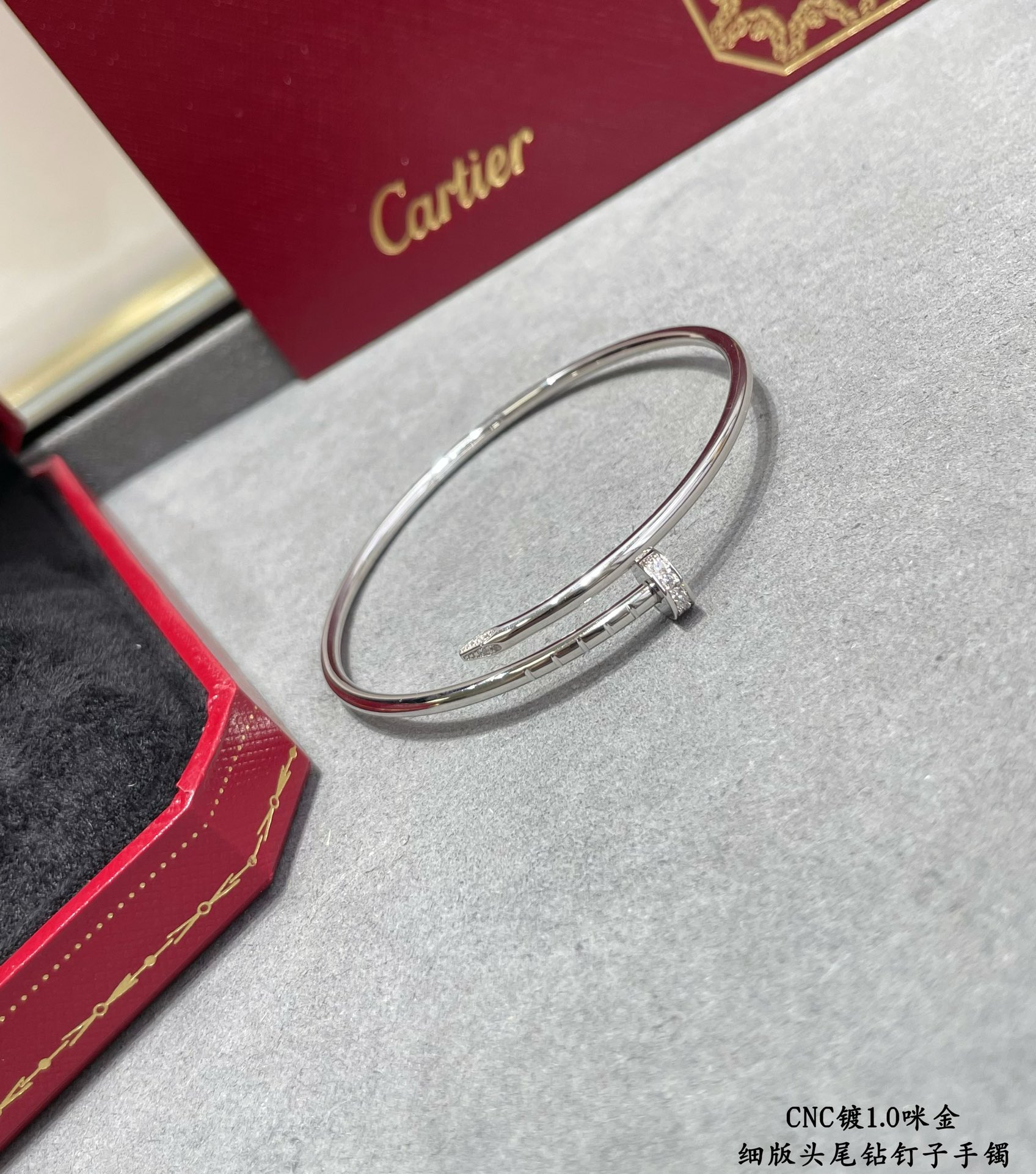 Picture [5]-V gold plated mickey gold p290 Size: 16.17 CNC pair version Cartier fine version of the head and tail diamond hollow tube studs bracelet three color Qi - high imitation bags