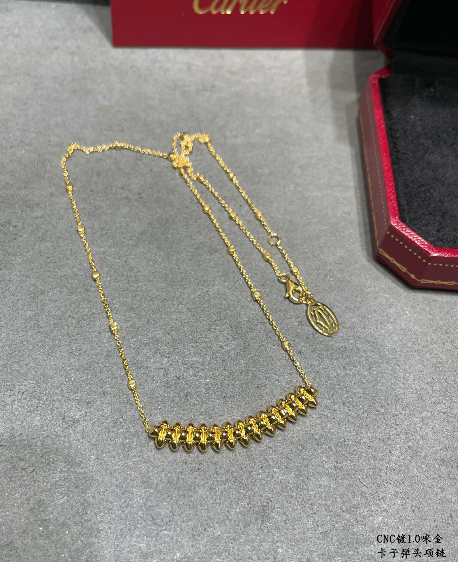 p270V gold plated imitation gold Cartier CNC bullet necklace 💋💄 the two sides of the small studs can be free to swing very personalized one of the timeless classic in recent years is very hot high end micro-setting material the same technology, not the same price real gold texture