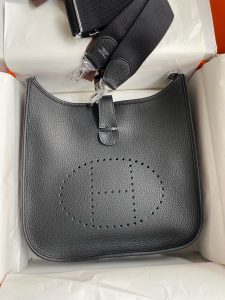 Hermes  Evelyn依夫琳28cm 进口TC皮 黑色 银扣蜡线-高仿包包