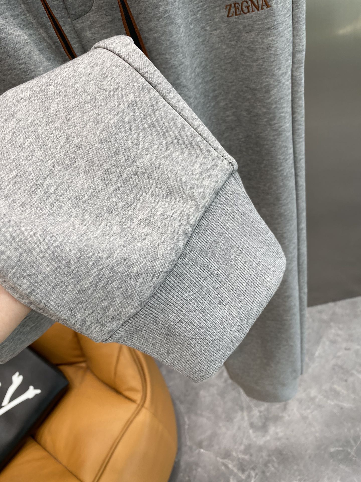 ¡Ermenegildo Zegna 2024 otoño e invierno pantalones casuales! El sitio web oficial de venta sincronizada marca clásica LOGO pantalones casuales tela personalizada comodidad es excelente tacto de la mano: oficina fuerte reconocimiento es muy alta artesanía perfecta calidad modelos acolchados Tamaño M-3 XL🅿️520-alta fábrica de imitación