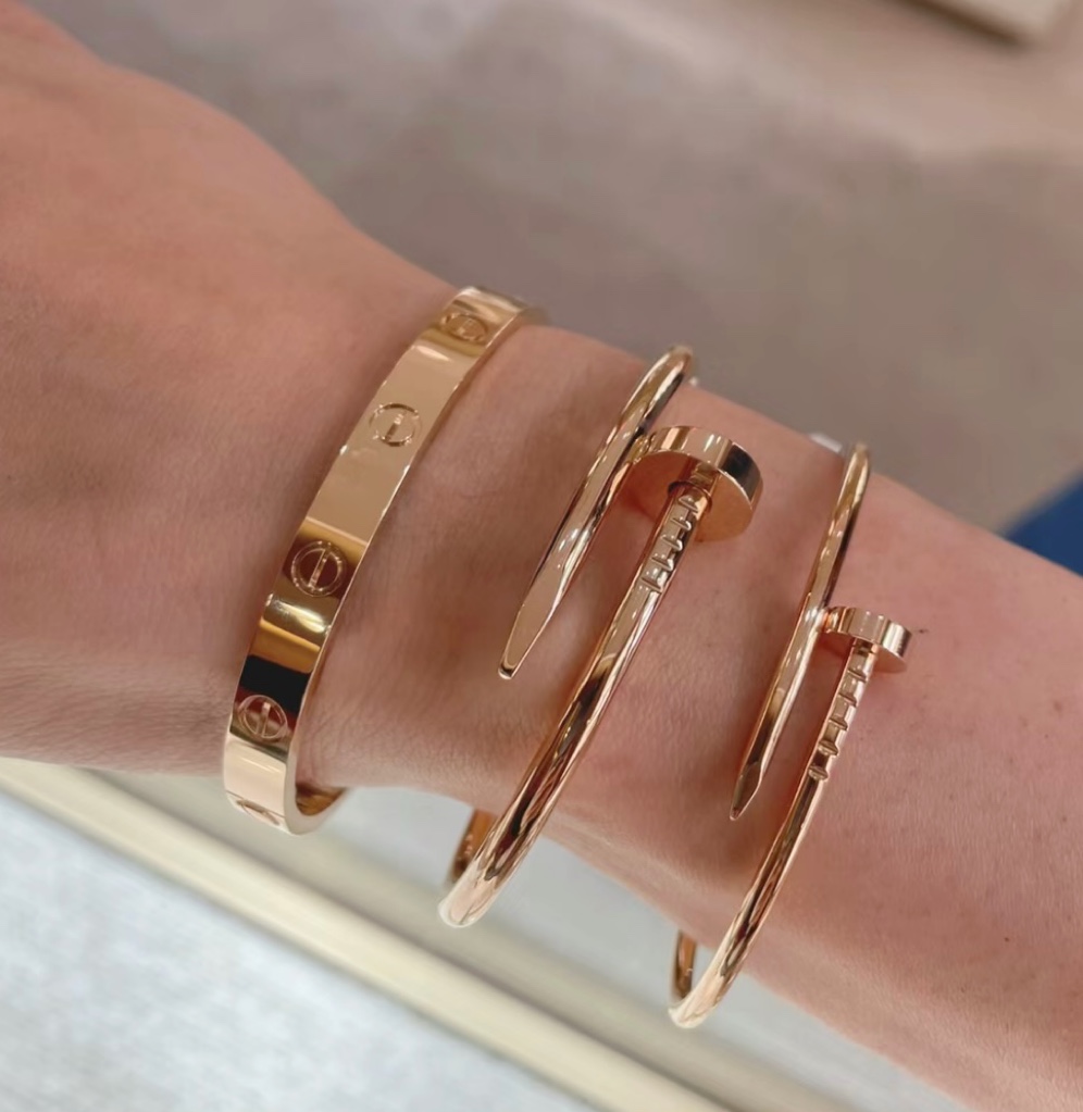 V gold plated imitation gold 16-17 yards p33018-19 yards 185DB original lettering Cartier Rough Glossy Spike Bracelet 😘😘💗🎁 💎Cartier Cartier Juste un Clou Spike Bracelet Classics Three colors complete Couples Gift (Let's Spike Together)