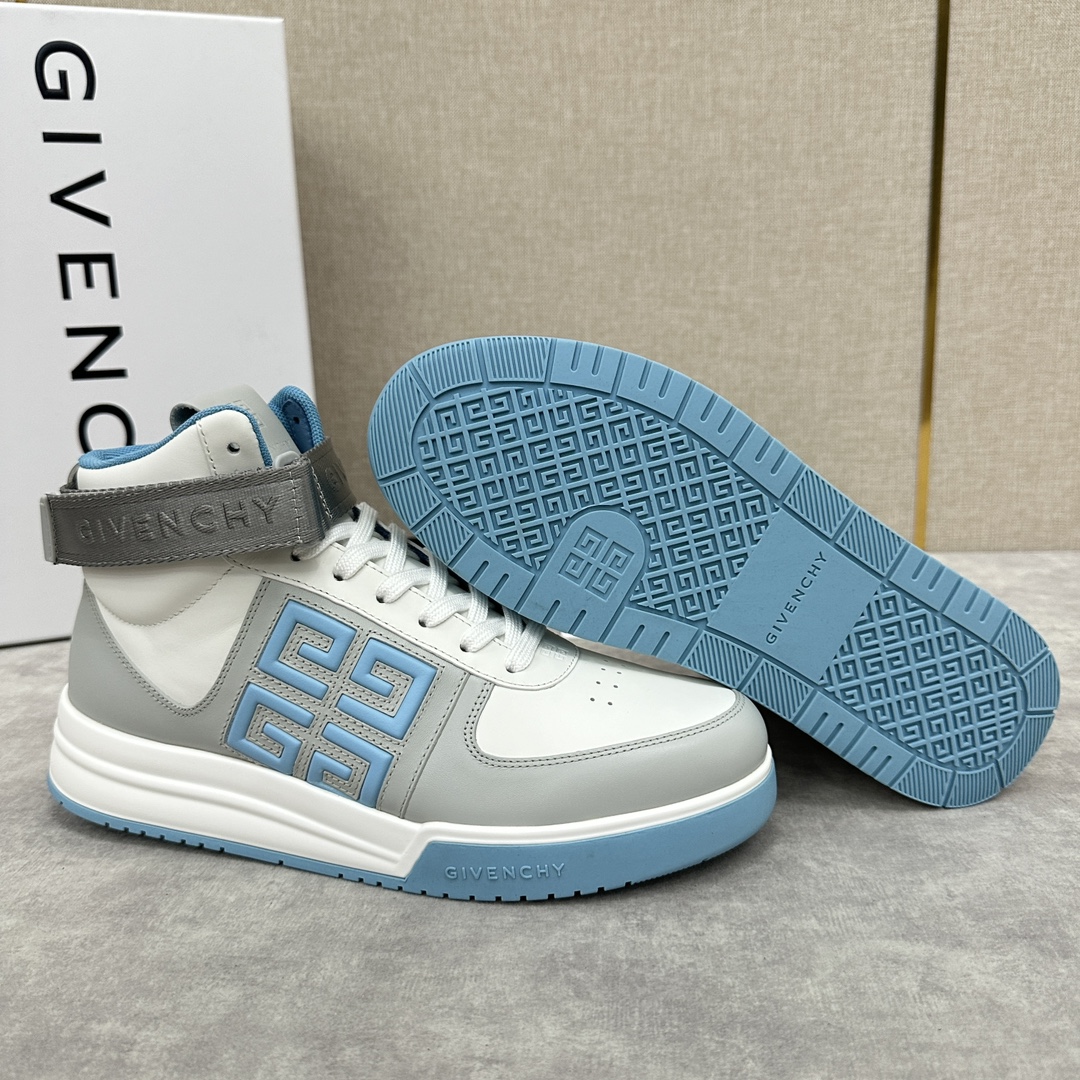 Givenchy Importé Cuir de vachette lisse Fermeture à lacets avec bloc de couleurs Boucle de cheville Garniture en sangle amovible avec logo Givenchy Logo 4G embossé sur le côté avec surpiqûres Languette avec logo Givenchy et logo 4G Semelle extérieure injectée bicolore originale avec logo Givenchy et logo 4G. LOGO DETAILS Givenchy LOGO INSOLE UPPER WITH INJECTED SOLE All cowhide leather in seven colours🉑Standard Counter Sizes:39-44# (38.45🉑️ made to order) P¥960