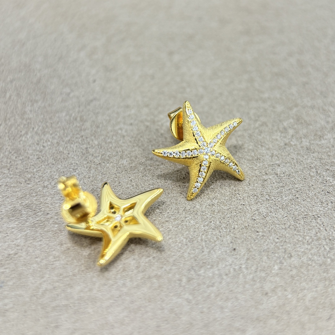 P200 A4985 👑 personality fashion starfish brushed earrings 🌟 underwater world seashells starfish, is the summer life show full of sunshine and vitality of the breath fashionista must-have single body S925 sterling silver electroplated with 14k gold Sterling silver earrings-High Faux Bags