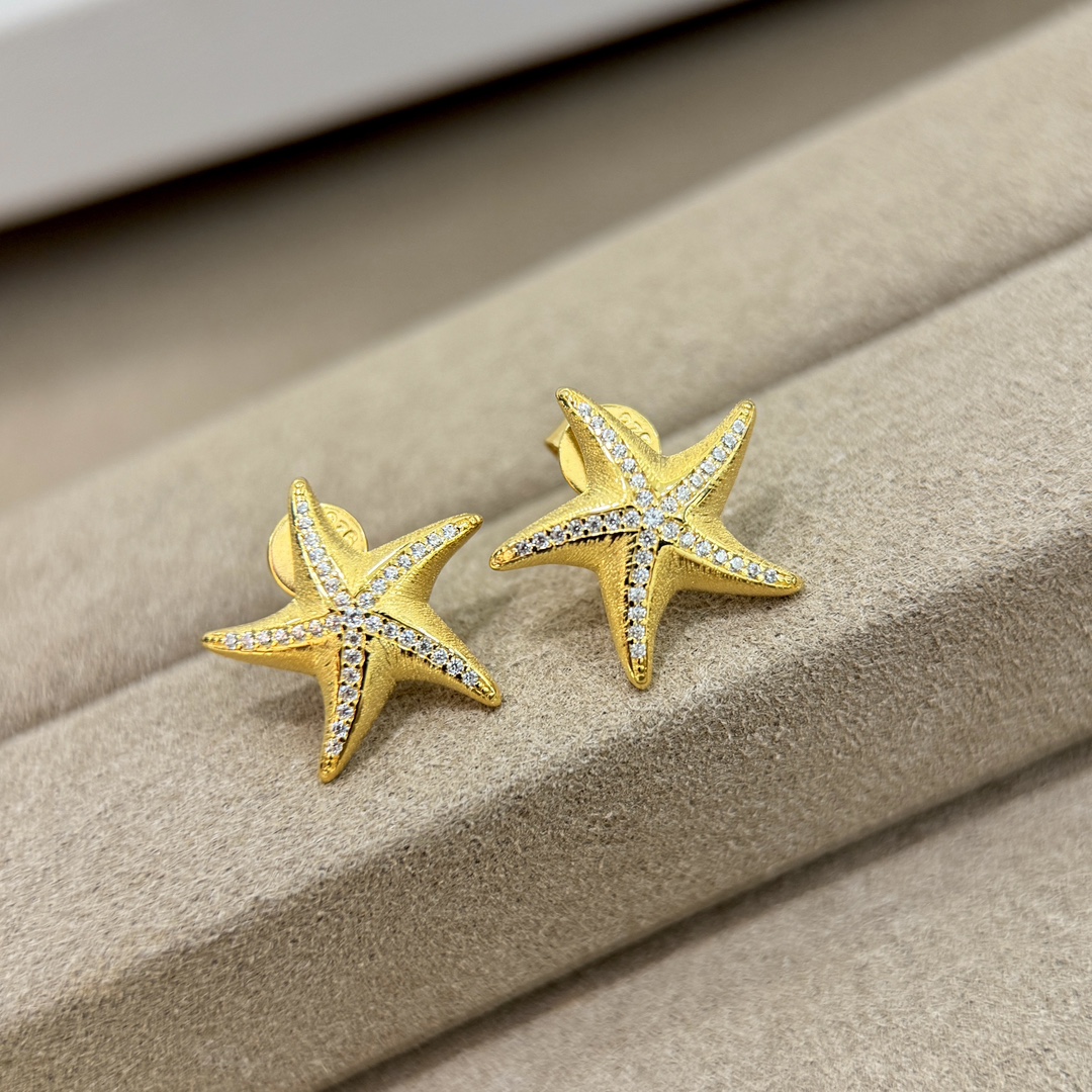 P200 A4985 👑 personality fashion starfish brushed earrings 🌟 underwater world seashells starfish, is the summer life show full of sunshine and vitality of the breath fashionista must-have single body S925 sterling silver electroplated with 14k gold Sterling silver earrings-High Faux Bags