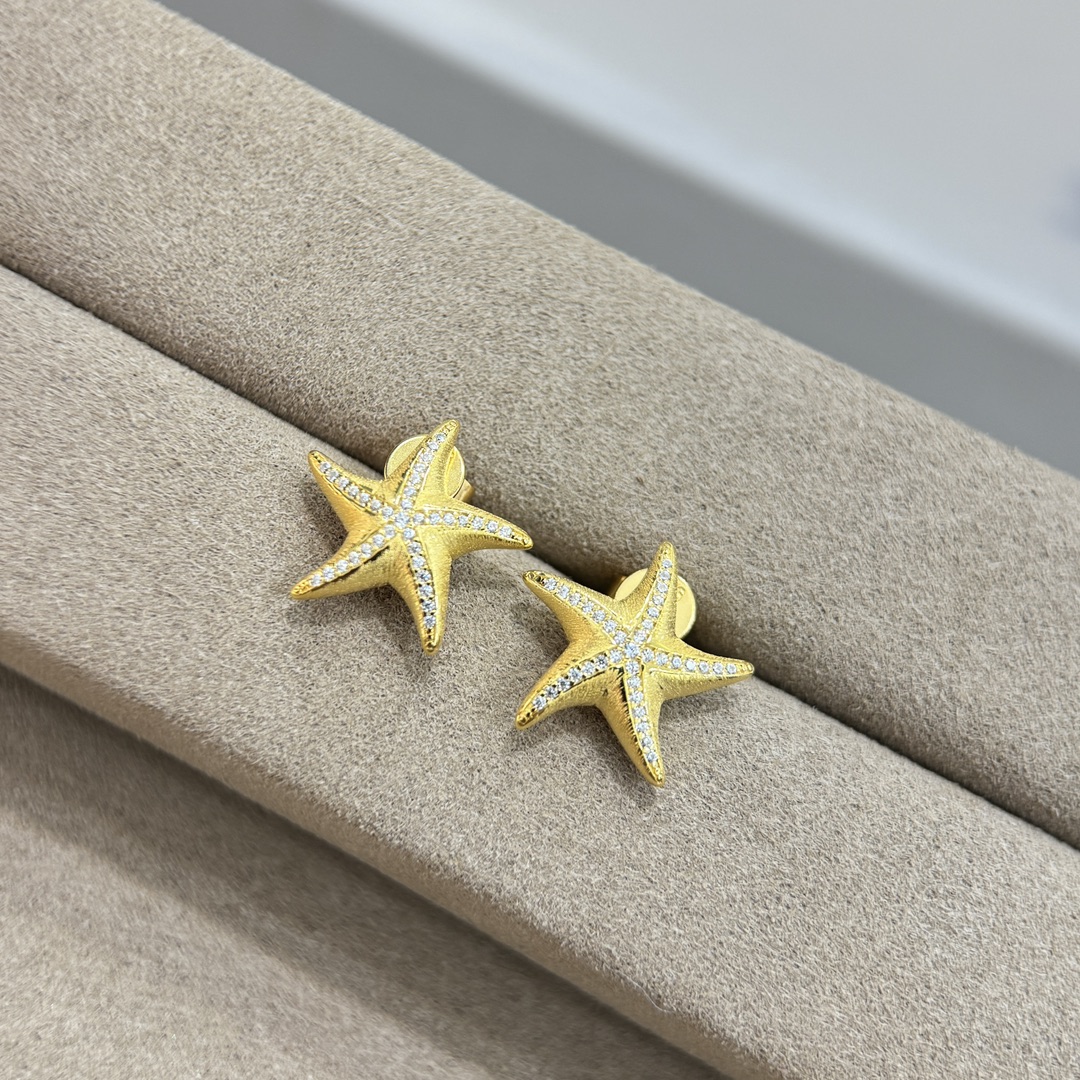 P200 A4985 👑 personality fashion starfish brushed earrings 🌟 underwater world seashells starfish, is the summer life show full of sunshine and vitality of the breath fashionista must-have single body S925 sterling silver electroplated with 14k gold Sterling silver earrings-High Faux Bags