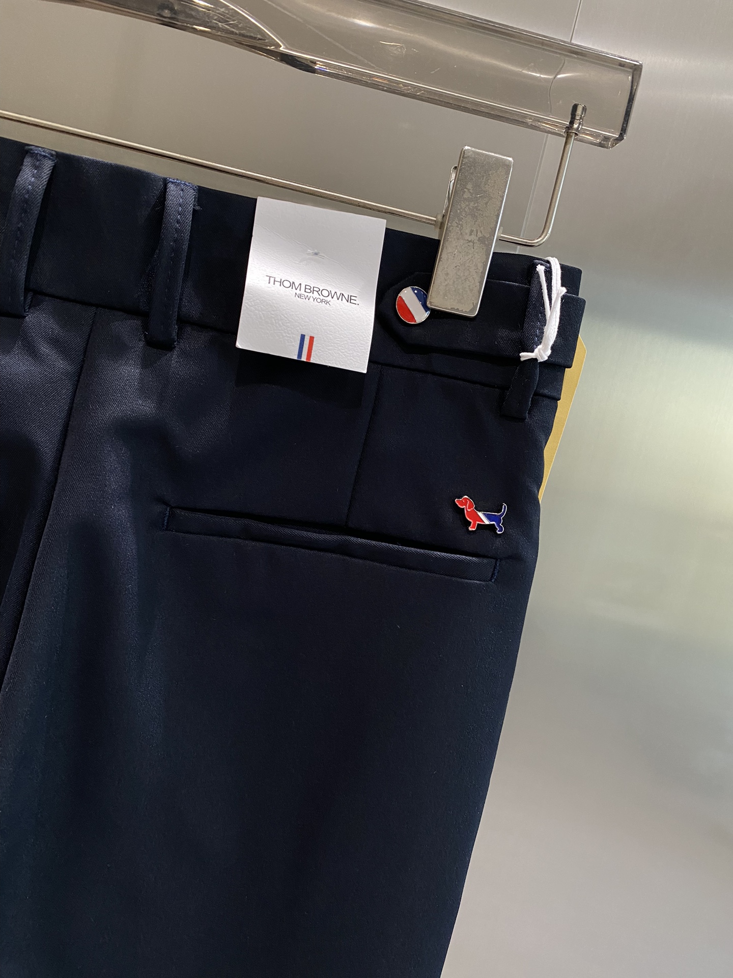 ¡Bobberley 2024 otoño e invierno Asia contador serie más! ¡Bienes de gama alta de gama alta a medida Slim pantalones de negocios pantalones casuales hardware original diario de negocios y de ocio son plenamente aplicables a los modelos en el cuerpo efecto de ultra-positiva tridimensional Slim cadera líneas de la pierna se manifiestan plenamente que contiene Tencel tejidos especiales de algodón! ¡Pertenece al tipo de algodón tejido de color! ¡La textura es apretado y delicado en el cuerpo es muy cómodo y elegante y muy ponible versátil muy vale la pena conseguir! ¡Los clientes antiguos deben recibir recomendado! Size: 29-36🅿️500-high-fashion-factory