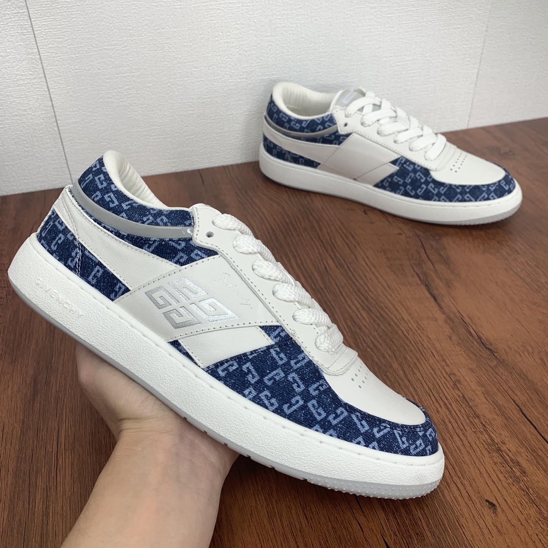 Givenchy/Givenchy! Colección G Move! 72 Denim Zapatillas bajas para hombre ¡estreno!-Estilo de zapatilla para correrNuevos materiales importadosDoble de piel de vacuno superpuesto en la parte superiorCuerpo de confort de telaSuela exterior lisaCircunferencia en la línea superior¡Super duradera!Logotipo GIVENCHY 4G en la lengüeta y el talón, logotipo GIVENCHY grabado en el lateral de la suela, logotipo GIVENCHY en el talón, logotipo GIVENCHY 4G grabado en la plantilla de cuero y logotipo GIVENCHY 4G en el talón. ¡Unos boardshorts cómodos, versátiles y clásicos!-¡El GIVENCHY 4G es un boardshort clásico que puede llevarse a diario o durante largos periodos de tiempo!  ¡Disponible en varios colores y en su embalaje original!Talla: 39-40-41-42-43-44 (38.45 no retornable)P760