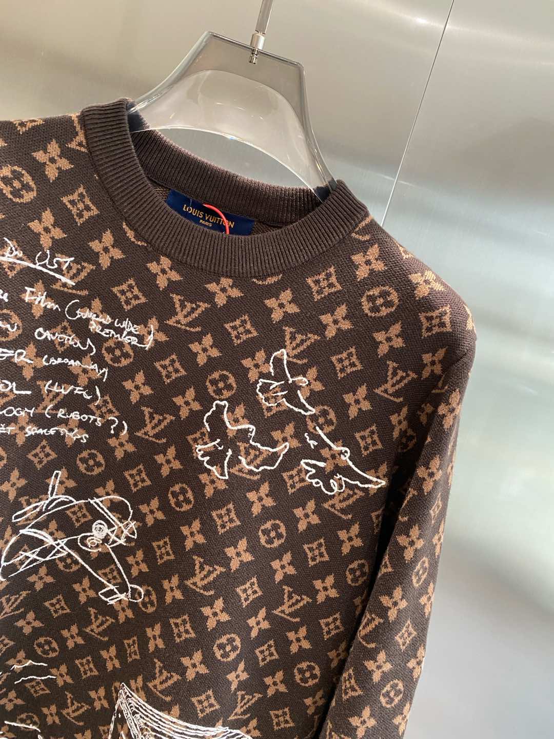 LV quality sweater 2024 most men's long-sleeved wool sweater Selected counter customized top European wool Imported fabrics All the details of the workmanship perfect 1 to 1 replica Restore the authentic 100% original hardware High-end customized accessories Original factory original label ⚠️ The effect on the body is superb! Size S-XXL 🅿️560