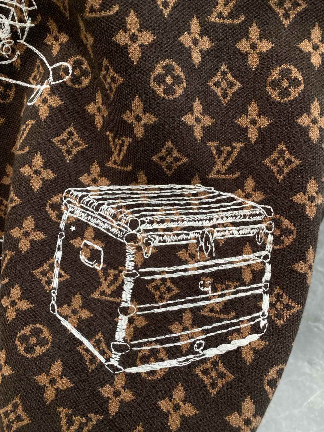 LV quality sweater 2024 most men's long-sleeved wool sweater Selected counter customized top European wool Imported fabrics All the details of the workmanship perfect 1 to 1 replica Restore the authentic 100% original hardware High-end customized accessories Original factory original label ⚠️ The effect on the body is superb! Size S-XXL 🅿️560