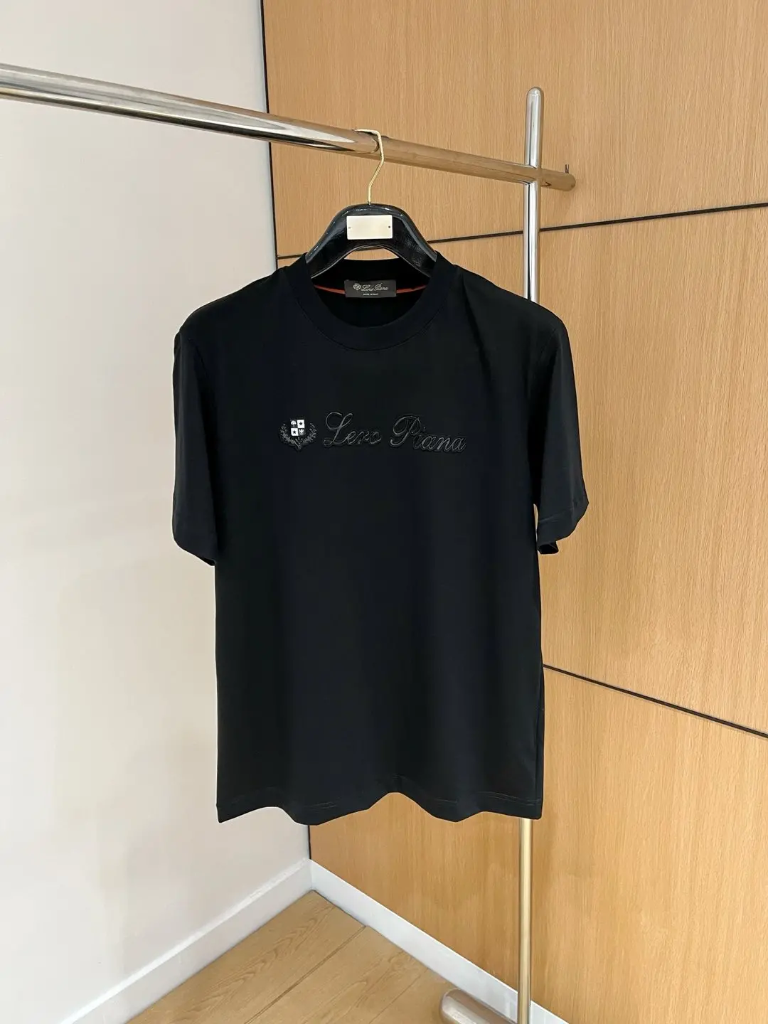 p460 LP family 25SS spring and summer round neck short sleeve High-end quality Exclusive customized fabric Thinner and more breathable Customized LOGO Fashionable Black White Size S-XXL