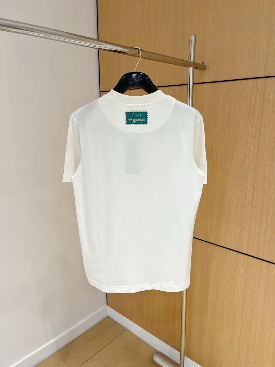 p460 Gucci 25SS primavera y verano cuello redondo manga corta Alta calidad Tejido personalizado exclusivo Más fino y transpirable LOGO personalizado Moda Blanco Negro Yardas S-XXL-Alta réplica bolsos