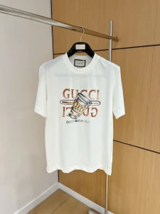 p460 Gucci 手绘 25SS春夏圆领短袖  高端品质 独家定制面料 更加轻薄透气 定制LOGO 时尚感强 黑色 白色 码数S-XXL-高仿包包