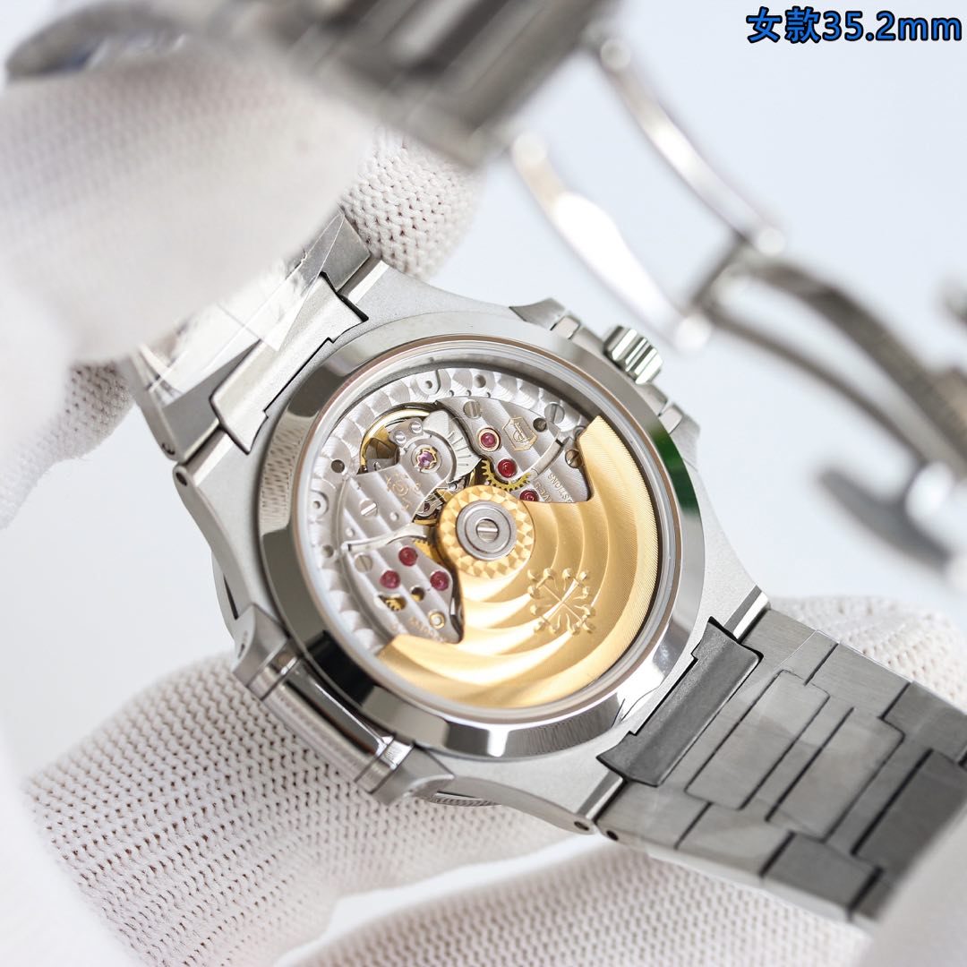 Patek Philippe Hidden Women's Watches Nautilus GR Factory2025 Newest Force Patek Nautilus 5711 Series High-value Women's Watches Ceiling Styles All Eight 2025 Supremacy Pieces Patek. Relógio Patek Philippe Sport Elegant Nautilus Feminino PP5711 Forte! Sinta-se à vontade para comparar detalhes:1⃣️With um movimento automático Cal.324sc personalizado de calibre 9015 com uma reserva de marcha de 45 horas e uma frequência de 28.800 vibrações por hora.2⃣️316L bracelete ergonómica personalizada!3⃣️Watch Tamanho 35.2MM4⃣️Set com ladrilhos em forma de T rubi, safira e esmeralda branca em diferentes cores5⃣️Mirror vidro de safira antirreflexo de dupla face6⃣️The a cor das letras é a mesma do artigo genuíno"Ninguém pode possuir um Patek Philippe, mas é apenas para a próxima geração."Elegante e elegante, interpretação perfeita do gosto da moda da mulher trabalhadora no elegante, mas sem perder a dureza Artesanato Factory2025 Bem-vindo a assistir amigos a gosto!