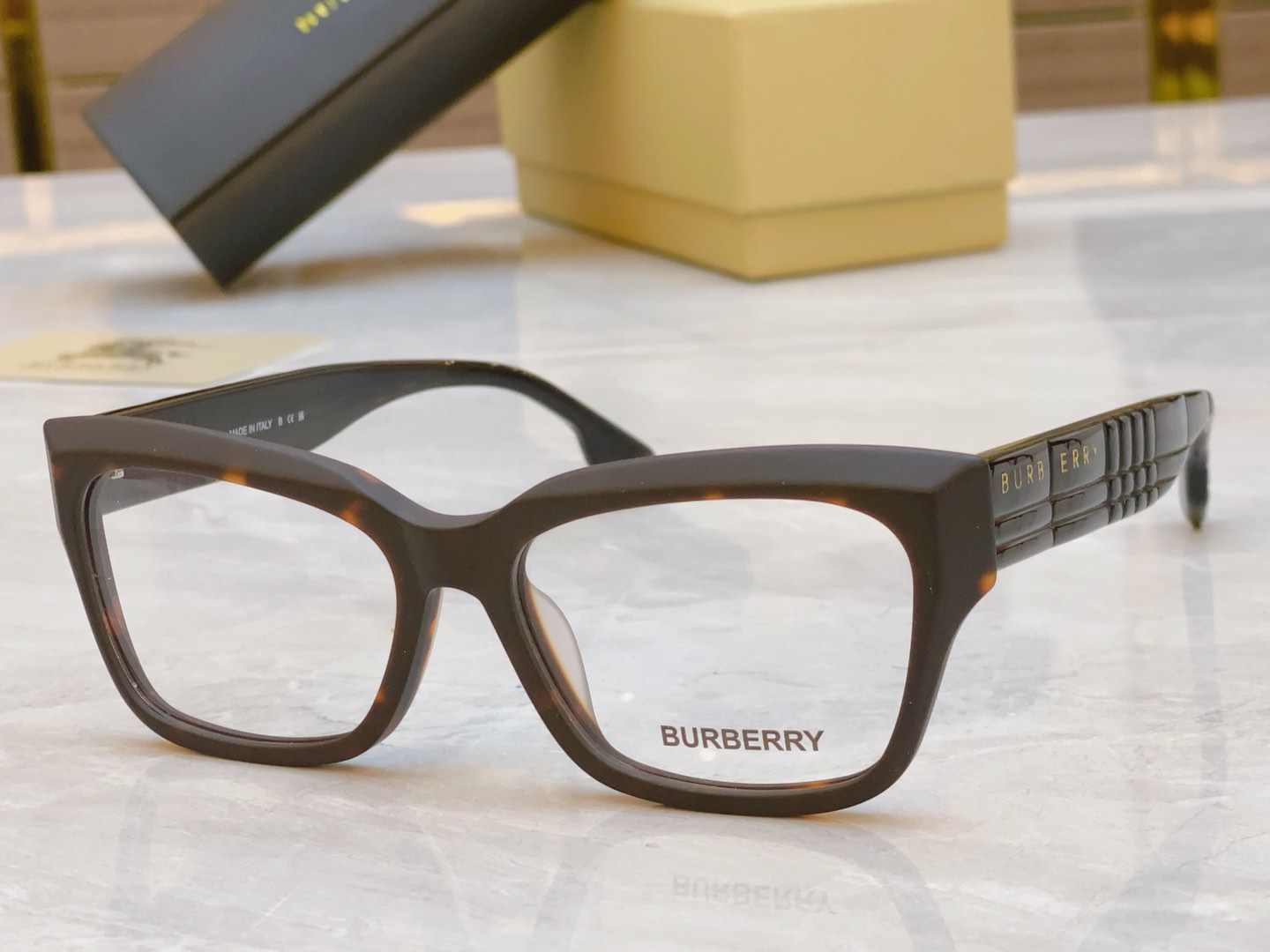 P190 Burberry Burberry Optical Frame MODEL : B 2393DSIZE : 53 Mouth 19-145-Sac haute couture