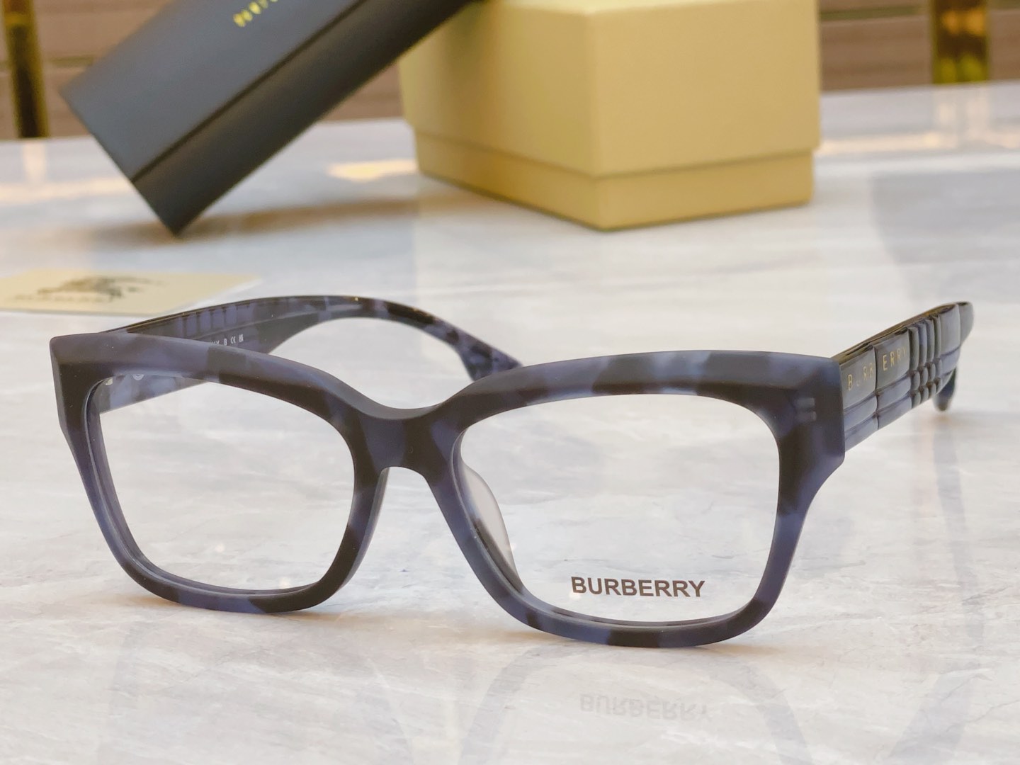 Image [3]-P190 Burberry Burberry Optical Frame MODEL : B 2393DSIZE : 53 Mouth 19-145-High Fake Bags