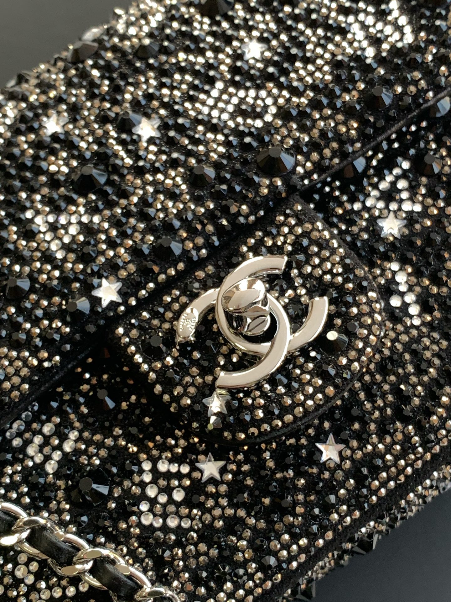 Chanel 24k Negro 5 Diamantes Cf 🌟 bajo brillo de lujo 🗯️bling bling demasiado exquisito picante wow 🤩 tamaño 20 con embalaje-Altos bolsos de imitación