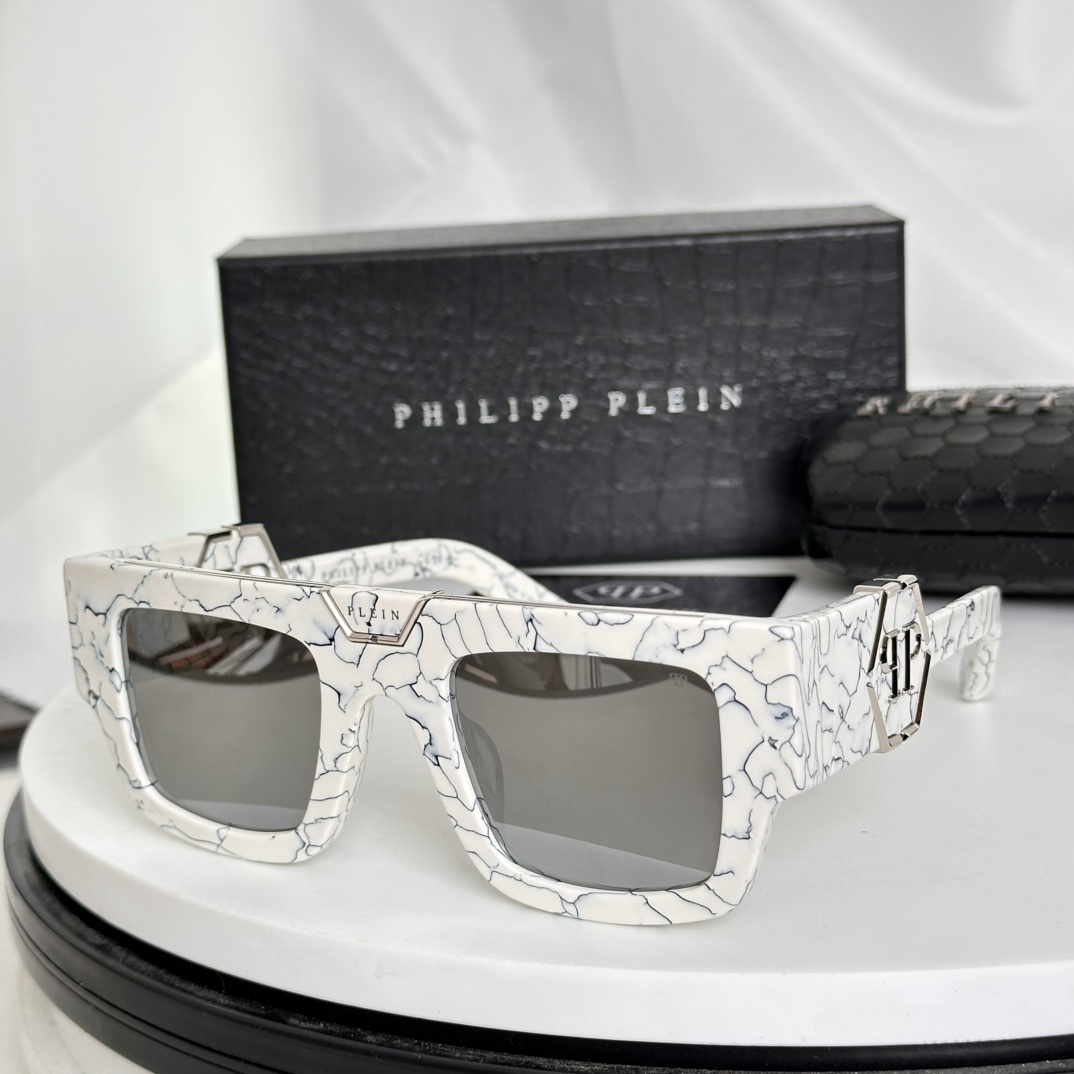 P580 PHILIPP PLIEN molde abierto original con corte de placa importada y tratamiento de pulido El sentido brillante es muy fuerte Material de placa más grueso para hacer las gafas más tridimensionales MODELO: SPP184SIZE: 50 boca 25-145- high quality replica handbags