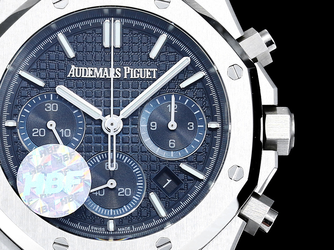 AP Audemars Piguet Blue Audemars Piguet 2024 Fin d'année.La version la plus haute du marché (boîtier moulé original en trois pièces, réplique unique, la plus fine et la meilleure, pas de contrefaçon du tout).Audemars Piguet Royal Oak 26240ST.OO.1320ST.01 chronographe !1⃣️Use identique au mouvement chronographe 7750 authentique (position de 6 lettres pour la petite seconde) !2⃣️316L Le boîtier en acier inoxydable (trois pièces) est brossé et partiellement poli pour révéler un caractère unique, à la fois raffiné et robuste !3 ️⃣⃣ LOGO littéral est l'utilisation des lettres dingde réelle apparaissent plus tridimensionnelle non-marché stick UP !4 ️⃣⃣ atmosphère rugueuse de 41mm cadran 14mm d'épaisseur forte pleine !5️⃣Super l'affichage lumineux permet de lire l'heure dans n'importe quel environnement !HBF a passé 16 mois un à un réplique originale travail d'artisanat deuxième au marché version ordinaire bienvenue tous les amis de montres dégustation !