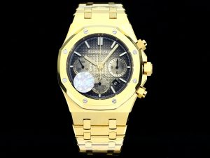 AP爱彼  金色Audemars  Piguet 2024 年末重磅
市场最高版本 （原版开模三件壳套一比一原版复刻 做到最薄最好杜绝一眼假）
爱彼皇家橡树系列26240ST.OO.1320ST.01 计时码表！
1⃣️采用同正品一致（6字位小秒）7750计时机芯！
2⃣️316L精钢表壳（三件壳套）通过拉丝和部分抛光打磨处理之后展现出精致而硬气的独特气质！
3️⃣字面 LOGO 采用是真丁得字母显得更加立体非市场贴 UP
4️⃣粗犷大气的41mm表盘14mm 厚度劲道十足！
5️⃣超强夜光显示可以在任何环境下读取时间！
HBF 耗时 16 个月一比一原版复刻匠心力作 秒杀市场普通版本欢迎各位表友品鉴！-高仿包包