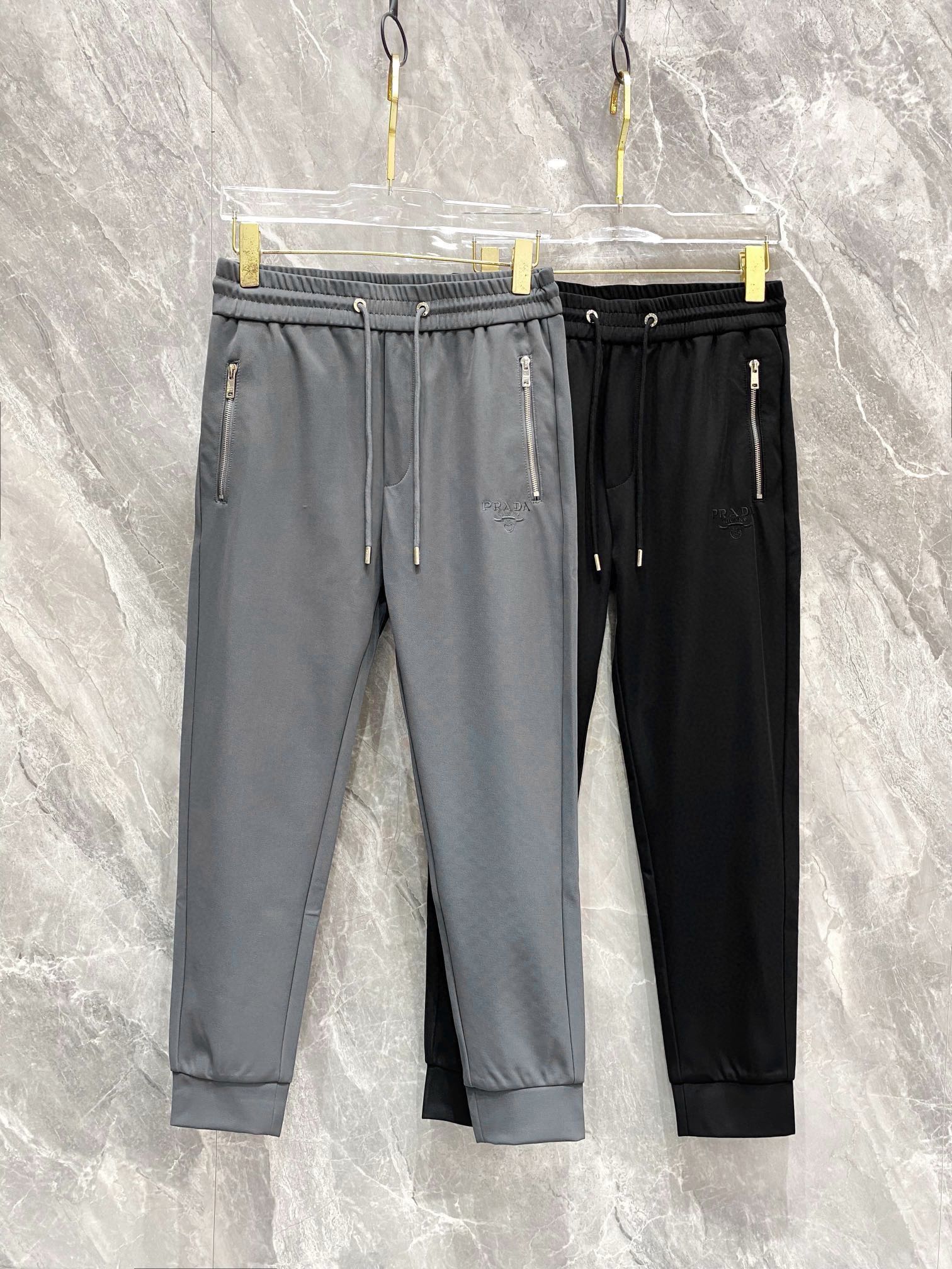 P540 Moncler Moncler 2024ss Fall/Winter Men's Casual Pants, Business Casual! Heavy on the fabric! Smooth as a baby's skin! Customers provide custom woven material into the hands of the very smooth fabric feel soft and skin-friendly on the body of the firm and shaped surface and has a warm sense of luster upscale and texture classic detailing on the body is very characteristic of the classic brand logo embellished with elegant and natural version of the thickness of the moderate suitable for fall and winter wear hardware accessories in full quality! Business casual are very wearable a color: black star 🈳 gray size: M-3XL-high replica handbags