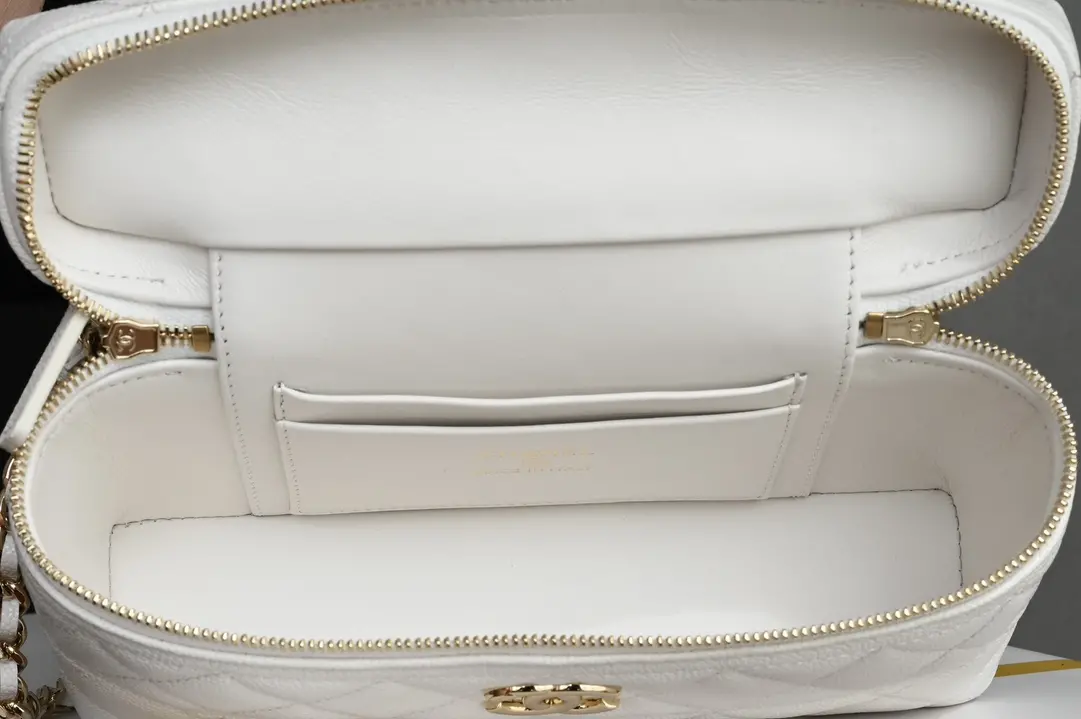 Foto [9]-Chanel 25C bolso de embrague caja blanca Nuevos elementos del diseño de una bolsa de embrague de cadena cintura sensación como una obra de arte, por lo que la gente se enamora a primera vista sabor único de la moda es simplemente elegante hasta el extremo ah 〰️ es un artefacto fotográfico puede ser un dulce y fresco perfecta encarnación de Hardware: Grueso plateado 𝟣𝟦 𝗄 hebilla de oro claro de cuero: 𝗂𝗆𝗉𝗉𝖺𝗅𝖺 "tres cabras" tamaño de la bola pequeña. : 𝟣𝟩*𝟣𝟫.𝟧 *𝟧𝟧𝟧𝟩𝟩𝟩𝟫.