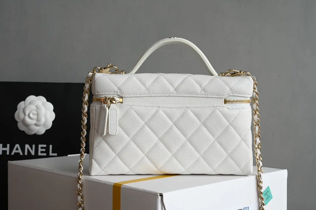 Foto [2]-Chanel 25C bolsa de embrague caja blanca Nuevos elementos del diseño de una bolsa de embrague de cadena cintura sensación como una obra de arte, por lo que la gente se enamora a primera vista sabor único de la moda es simplemente elegante hasta el extremo ah 〰️ es un artefacto fotográfico puede ser un dulce y fresco perfecta encarnación de Hardware: Grueso plateado 𝟣𝟦 𝗄 hebilla de oro claro de cuero: 𝗂𝗆𝗉𝗉𝖺𝗅𝖺 "tres cabras" tamaño de la bola pequeña. : 𝟣𝟩*𝟣𝟫.𝟧 *𝟧𝟧𝟧𝟩𝟩𝟩𝟫.