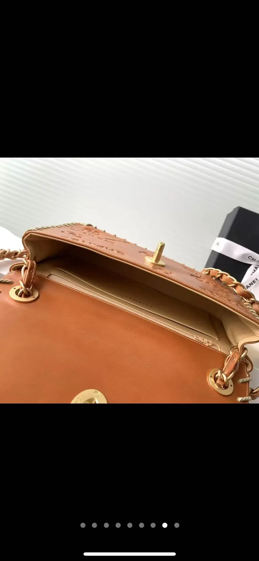 写真 [8]-Chanel Vintage Bark CF Chain Bag , 初めて実物を手にした時、とても感動しました！珍しい綺麗な色です！それはファッションの最も輝く女の子大容量と実用的なセンス、サイズ25 X6 X 14センチメートル高いレプリカのハンドバッグになる場所にそれを運ぶ古代のモデルで時代遅れになることはありませんバック1つまたは20年の一種である香ばしい祖母のユニークなロゴが印刷されています。