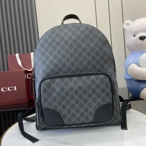 p1380 Gucci Black Emblem Collection Shoulder Bag Men's Travelling Item Renewing the brand's timeless elegance and craftsmanship, this backpack is crafted in a new black GG monogram coated fabricMulti-functional interior pocketsExterior D-ring for accessoriesNew GG monogrammed fabric in blackBlack leather pipingCotton liningPadded backInterior: 1 padded laptop compartment, 1 pen pocket and 1 zippered pocketExterior: 1 zippered front pocket and 1 D-ringZipper closureModel: 821159Dimensions: 31cm (W) x 41cm (H) x 18cm (D)Weight: approx. 1.45 kgColor: gram color pvc/Italian Creation