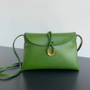 Super eye-catching green physical object will have an unexpected surprise 🫑🫑🫑- high replica bags