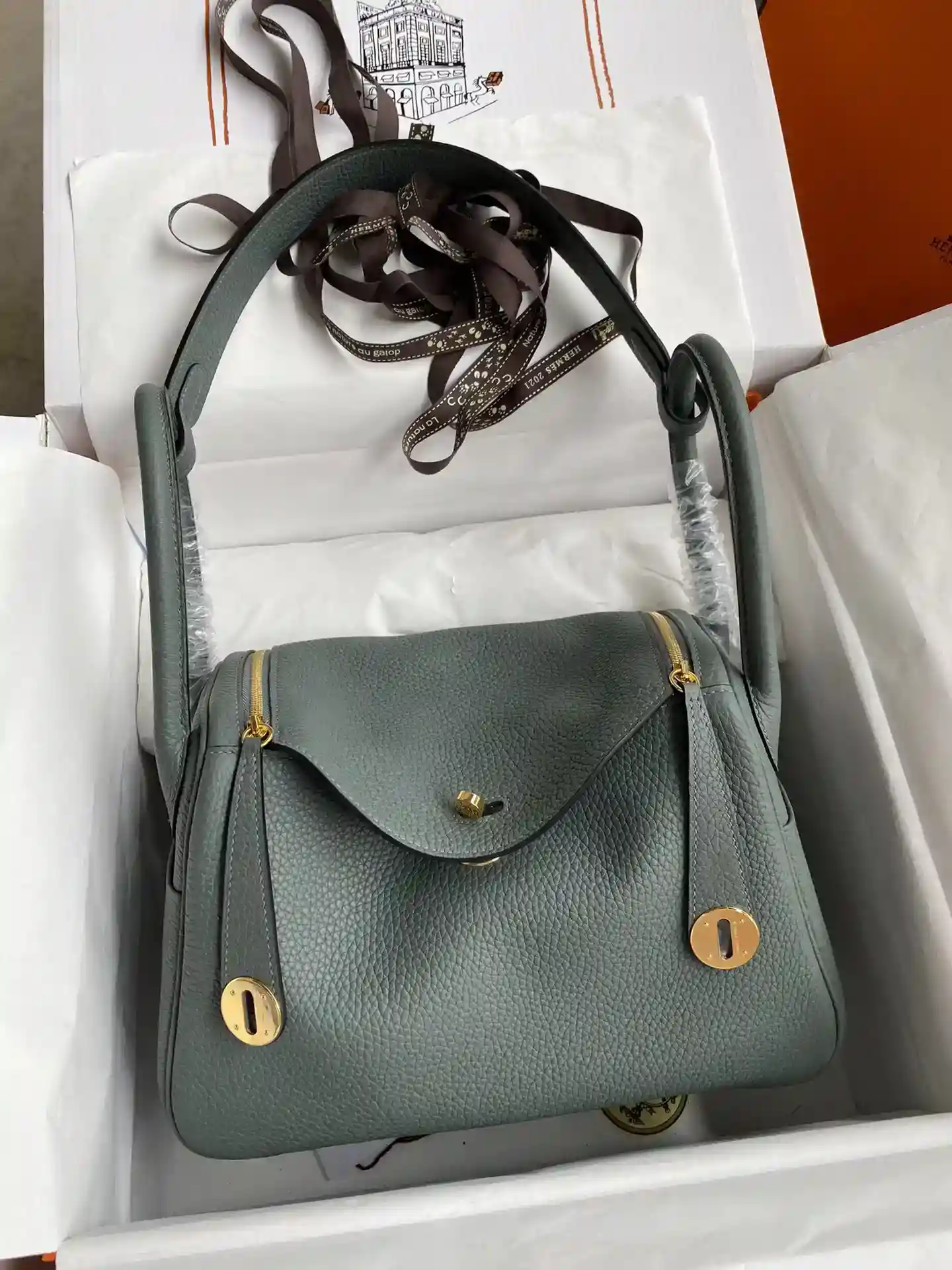 Hermes Lindy 26cm TC Couro Amêndoa Verde Ouro Fivela Cera Linha Alta Bolsas Falsas